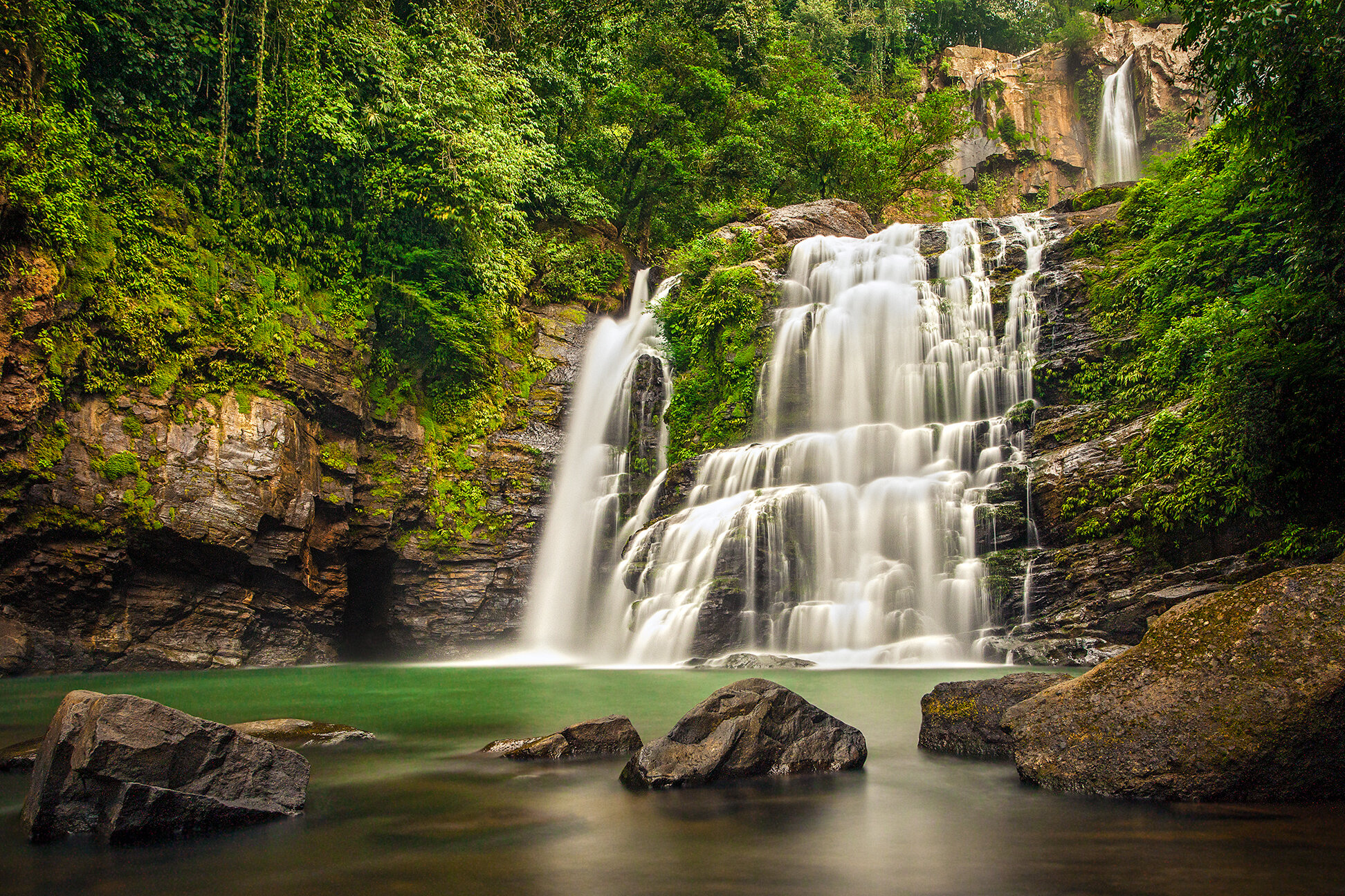 Nauyaca Waterfalls