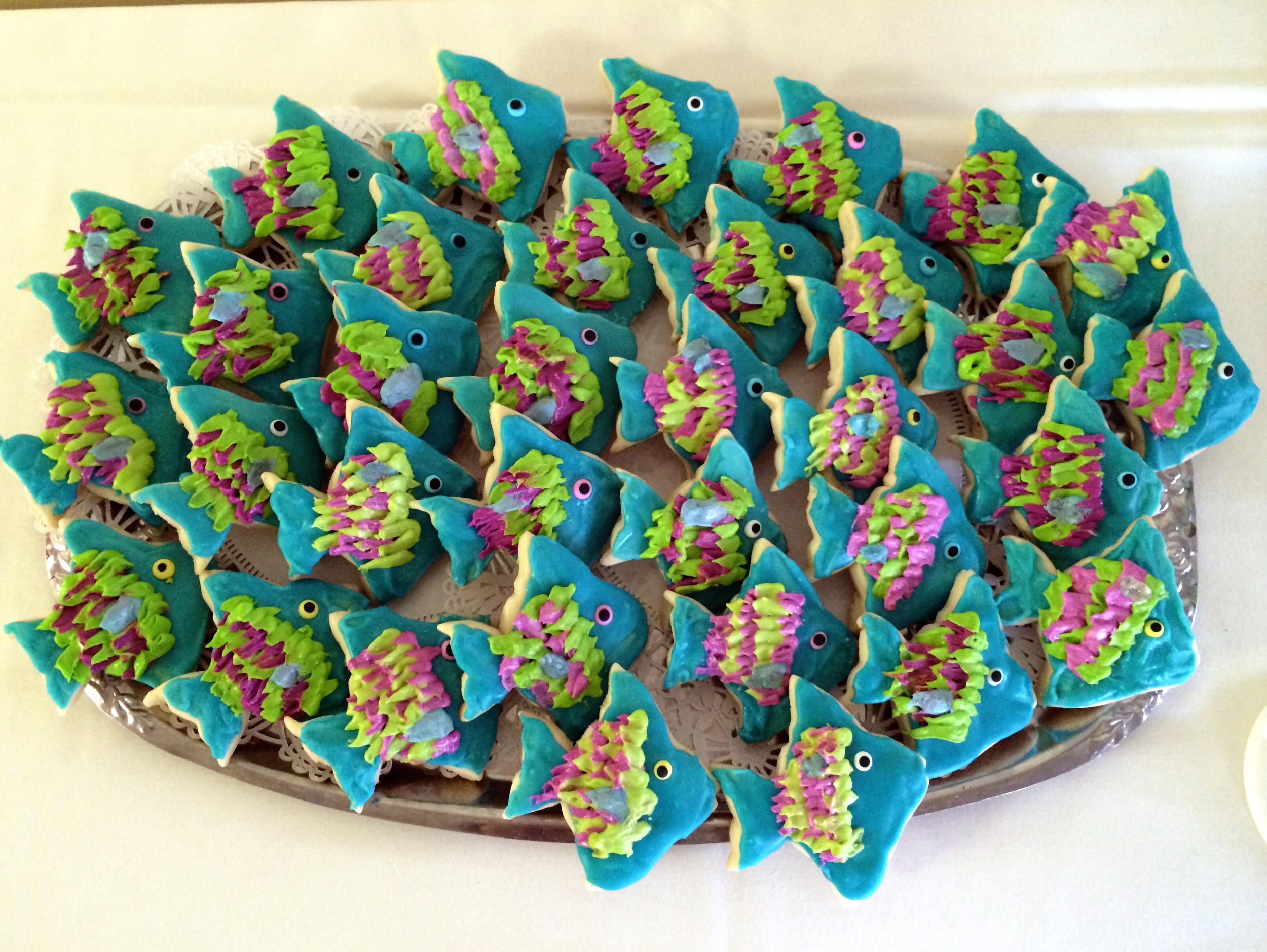 Rainbow Fish cookies by Butter than Mom's
