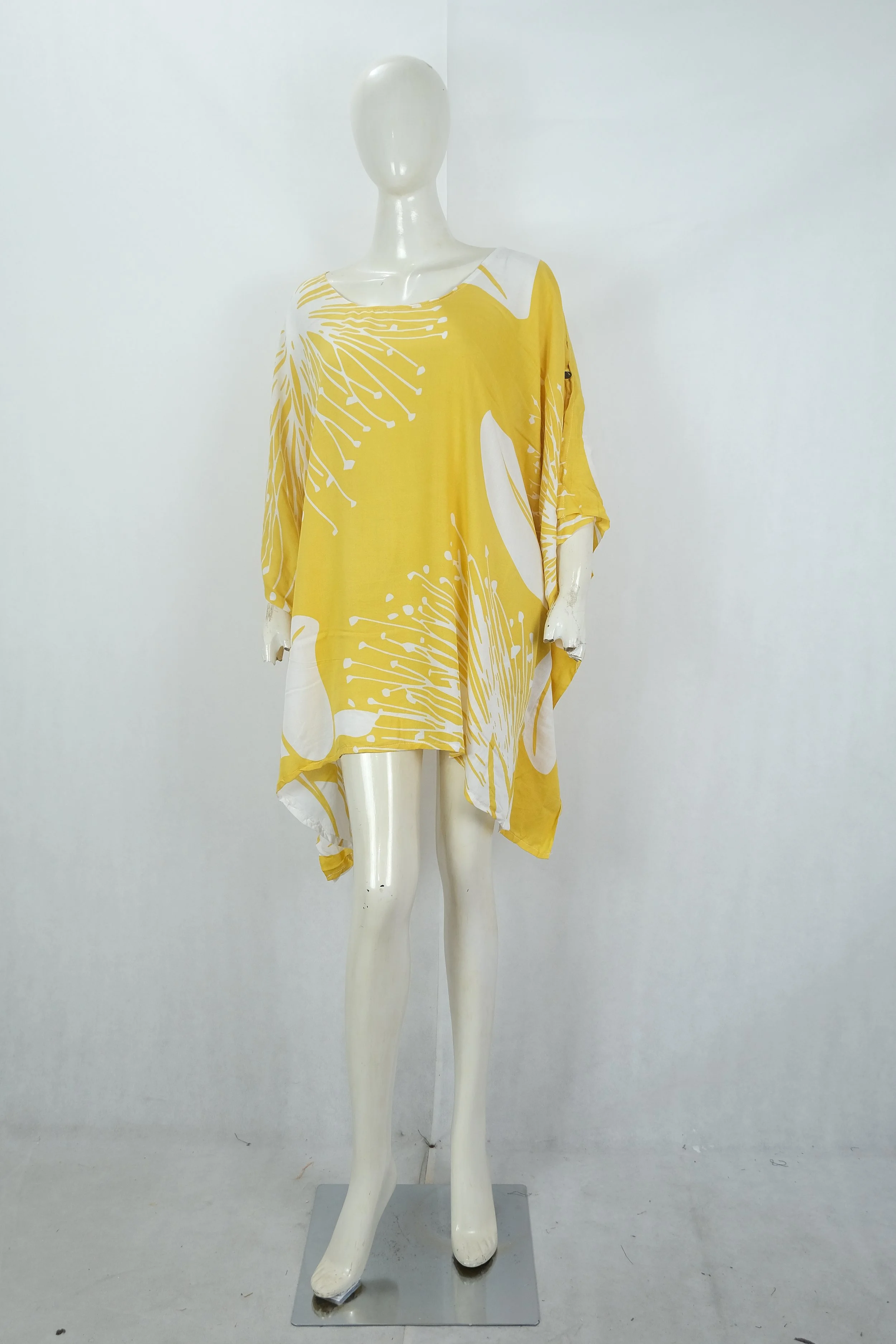 TURTLE BAY TUNIC-OHIA FLOWER-AMBER-WHITE.JPG