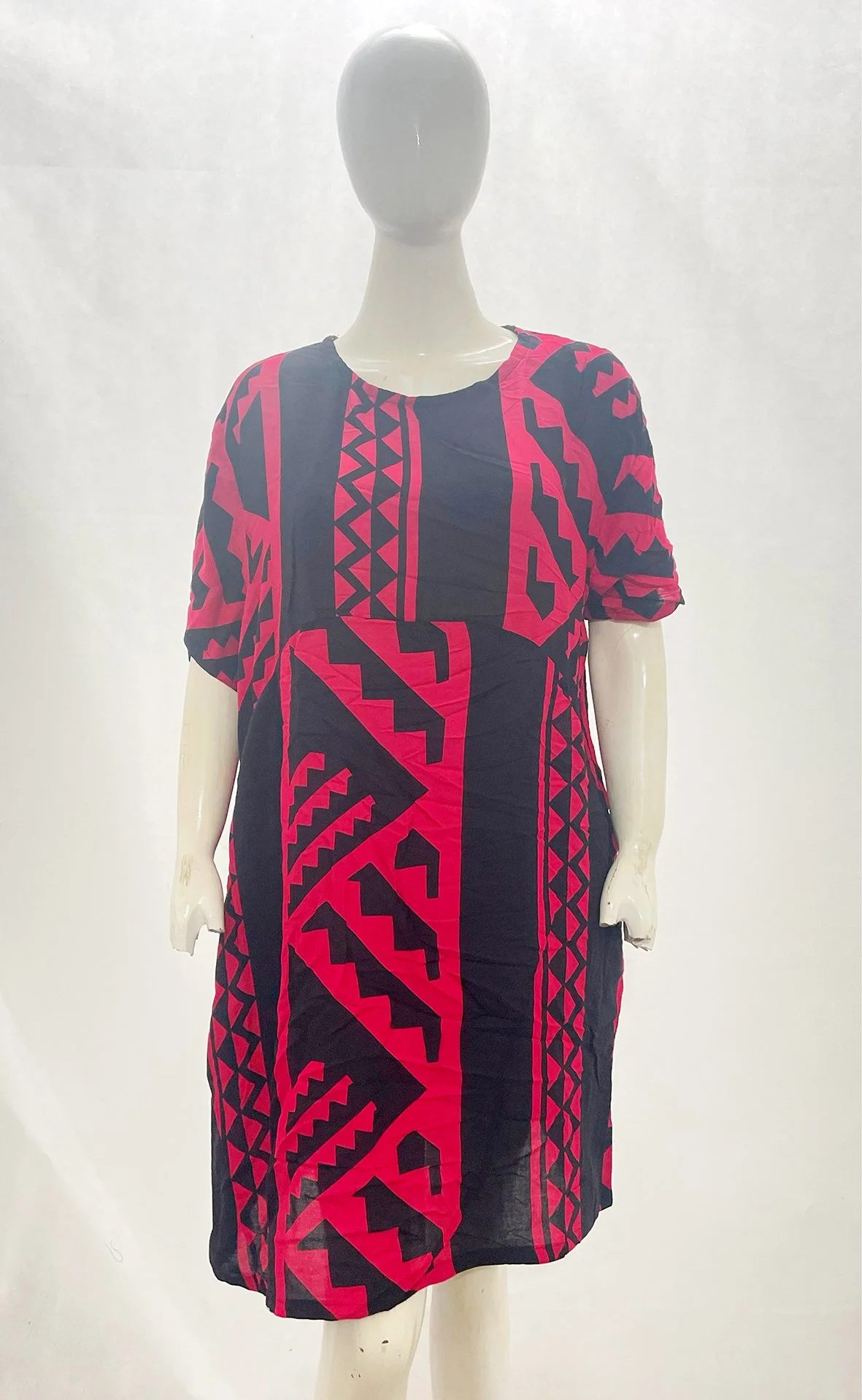 MOMI DRESS-MAUNA LOA-BLACK-RED.jpg