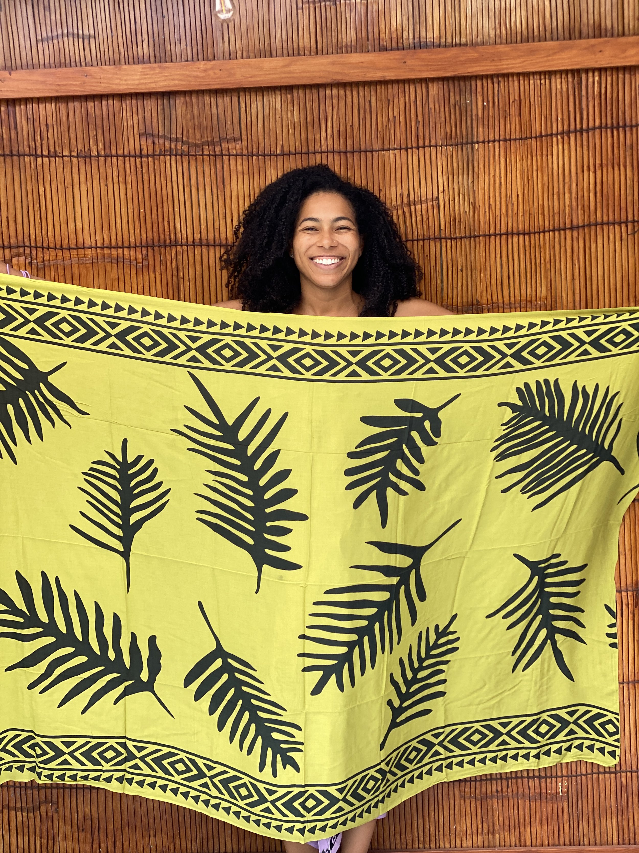 Lauae with Border Standard Sarong