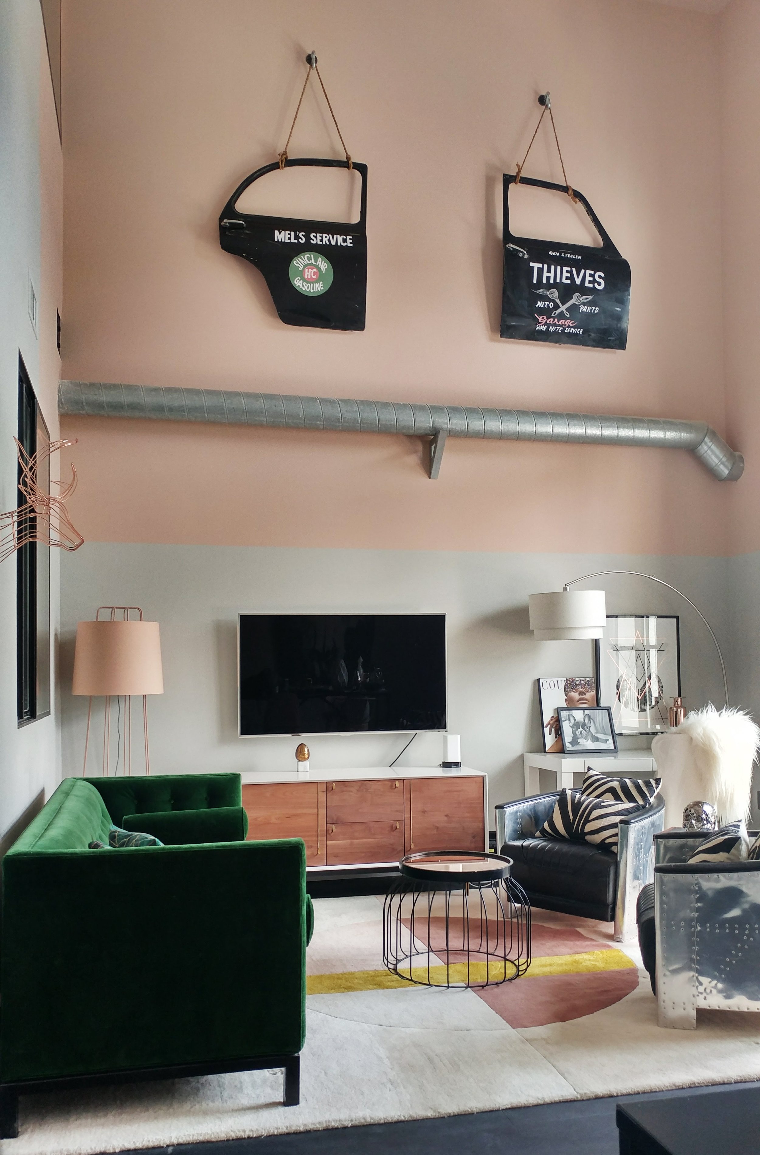 BayuLivingRoom2edit.jpg