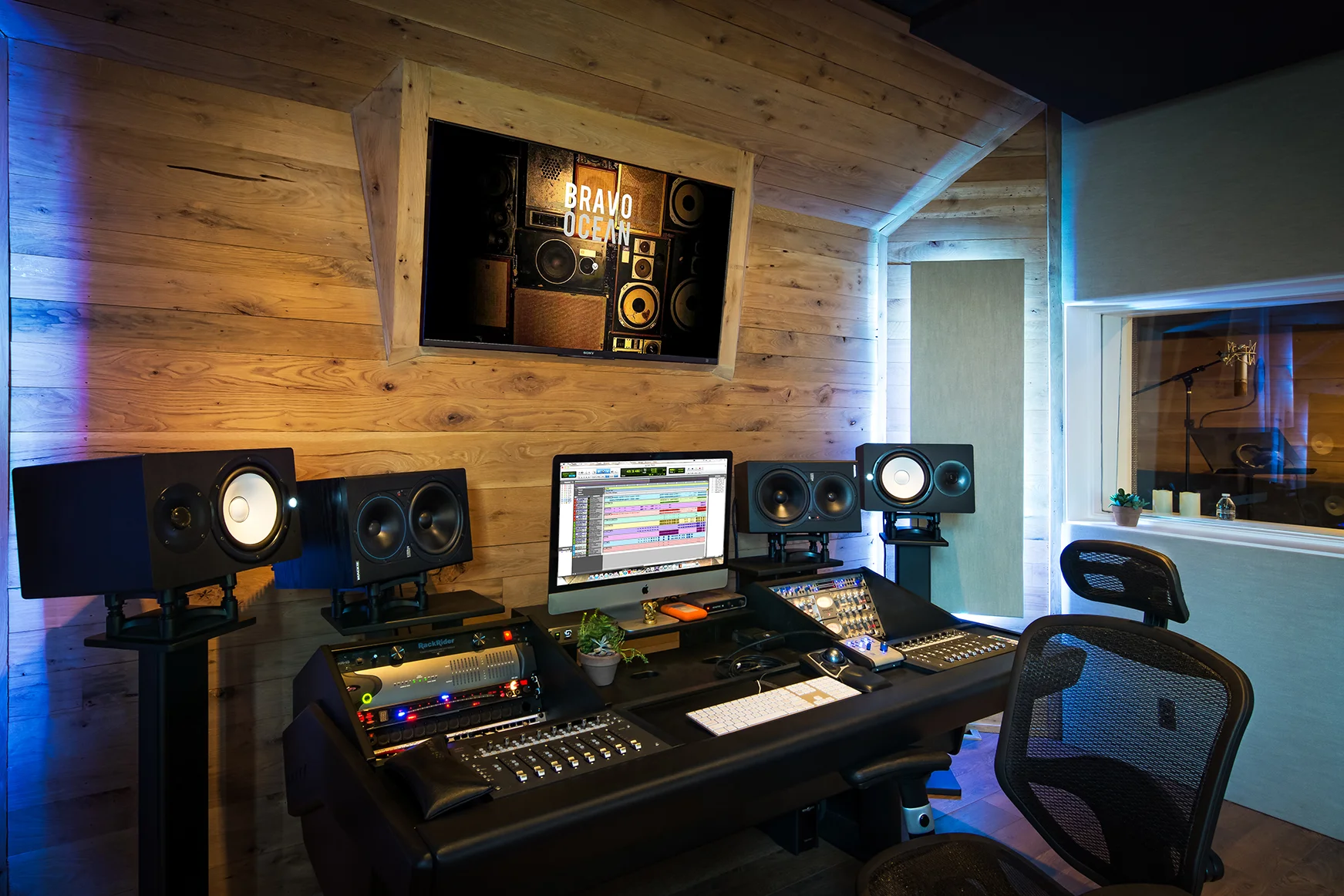 STUDIO A