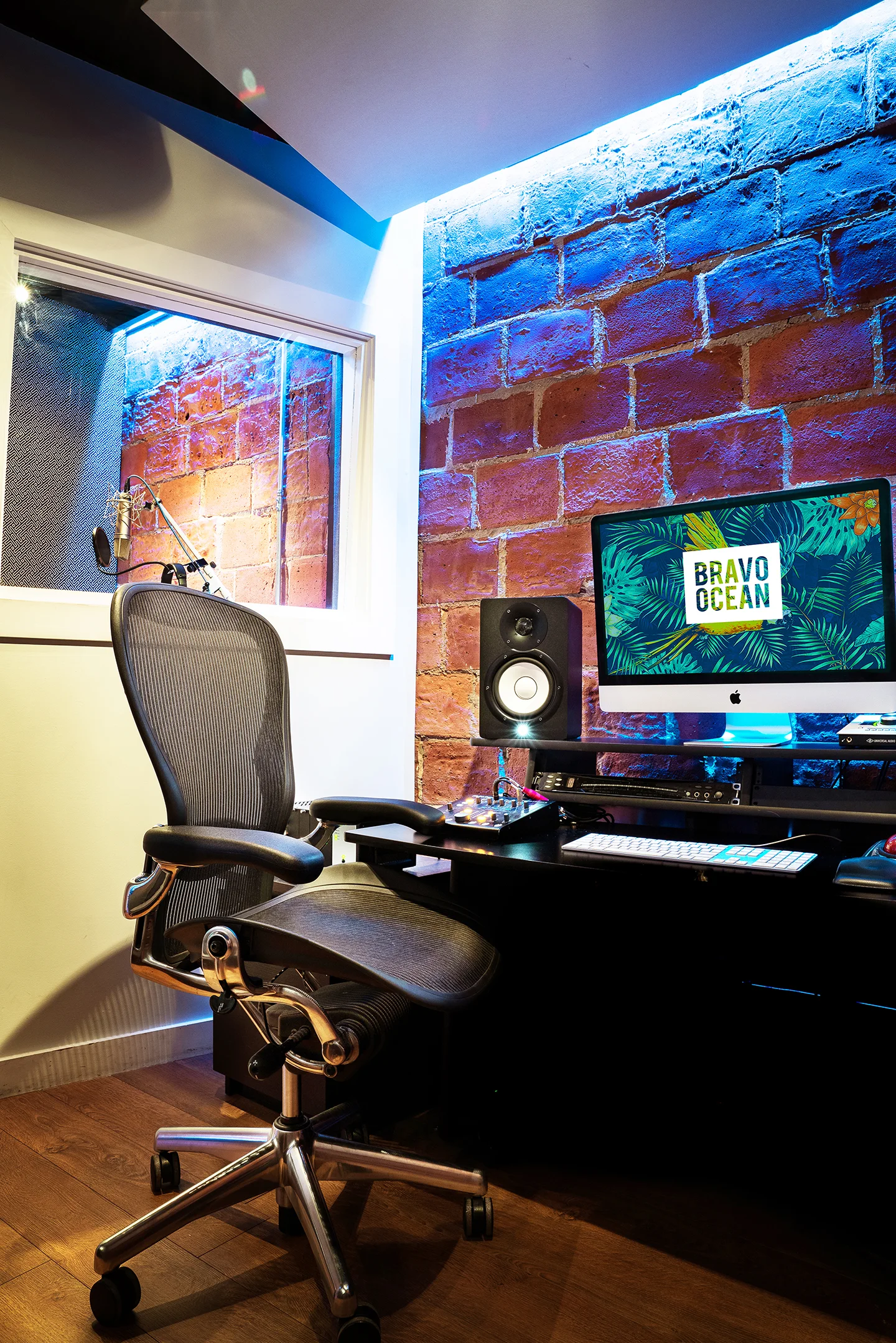 STUDIO C