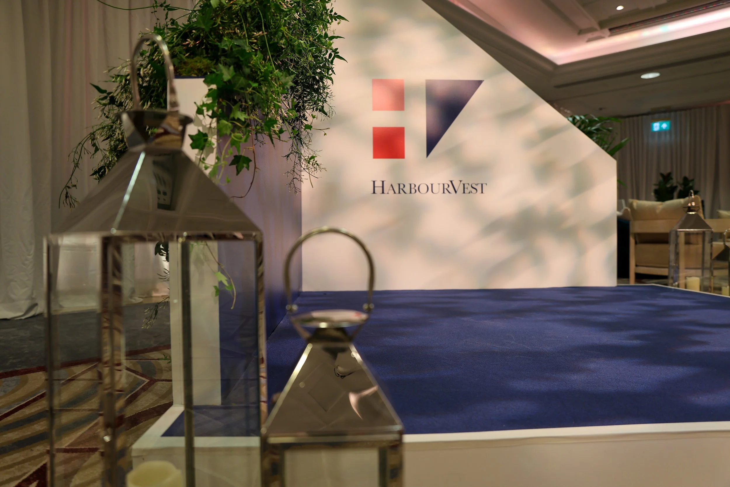 25AGM-011.jpg