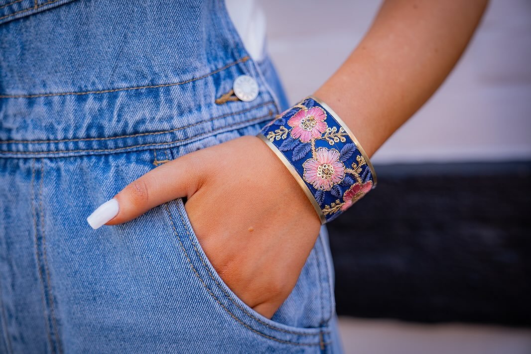 Add a touch of charm to your arm with an elegant embroidered bracelet from Markos Apparel! 
.
.
.
#lacrossewisconsin #shoplocal #downtownlacrosse #jewelry #comeinandbrowse