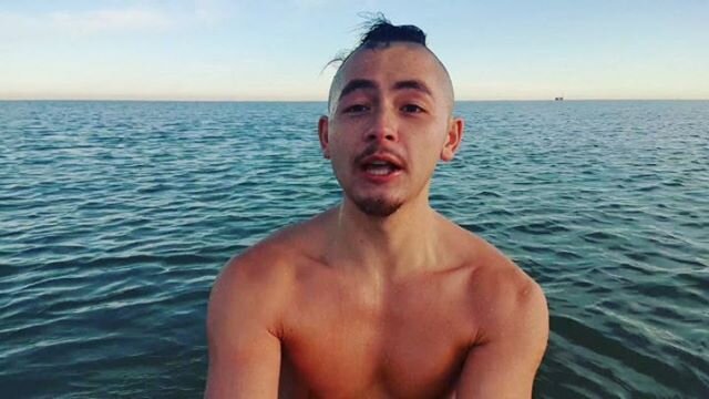 Cold Plunge #2 of the 2020 Winter season! #eternalenergy
-
3°c air temp and I have no clue how cold the water was, but it had to be in the minus something, my body turned numb the moment I submerged. My aim is to hit at least 1x CP per week for t