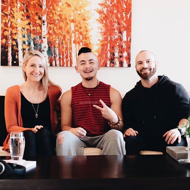 The legendary @julietlever &amp; @pauleliseo sat down with me on the Eternal Energy Podcast yesterday, and dropped intense wisdom around evolving your mind, and relaunching your life.
-
I think my facial expression in this photo sums it up. Joy. Stra