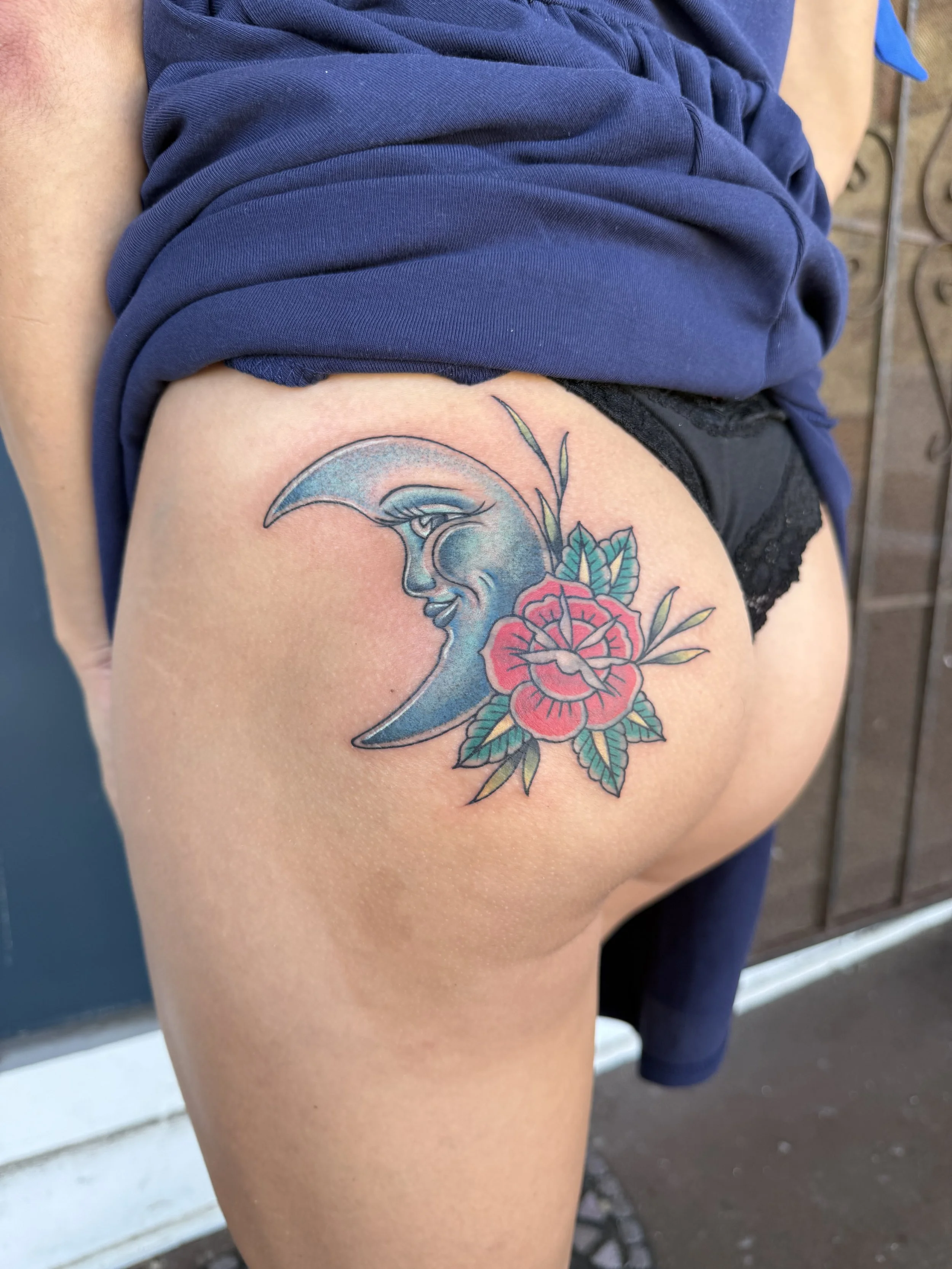 Moon cover up