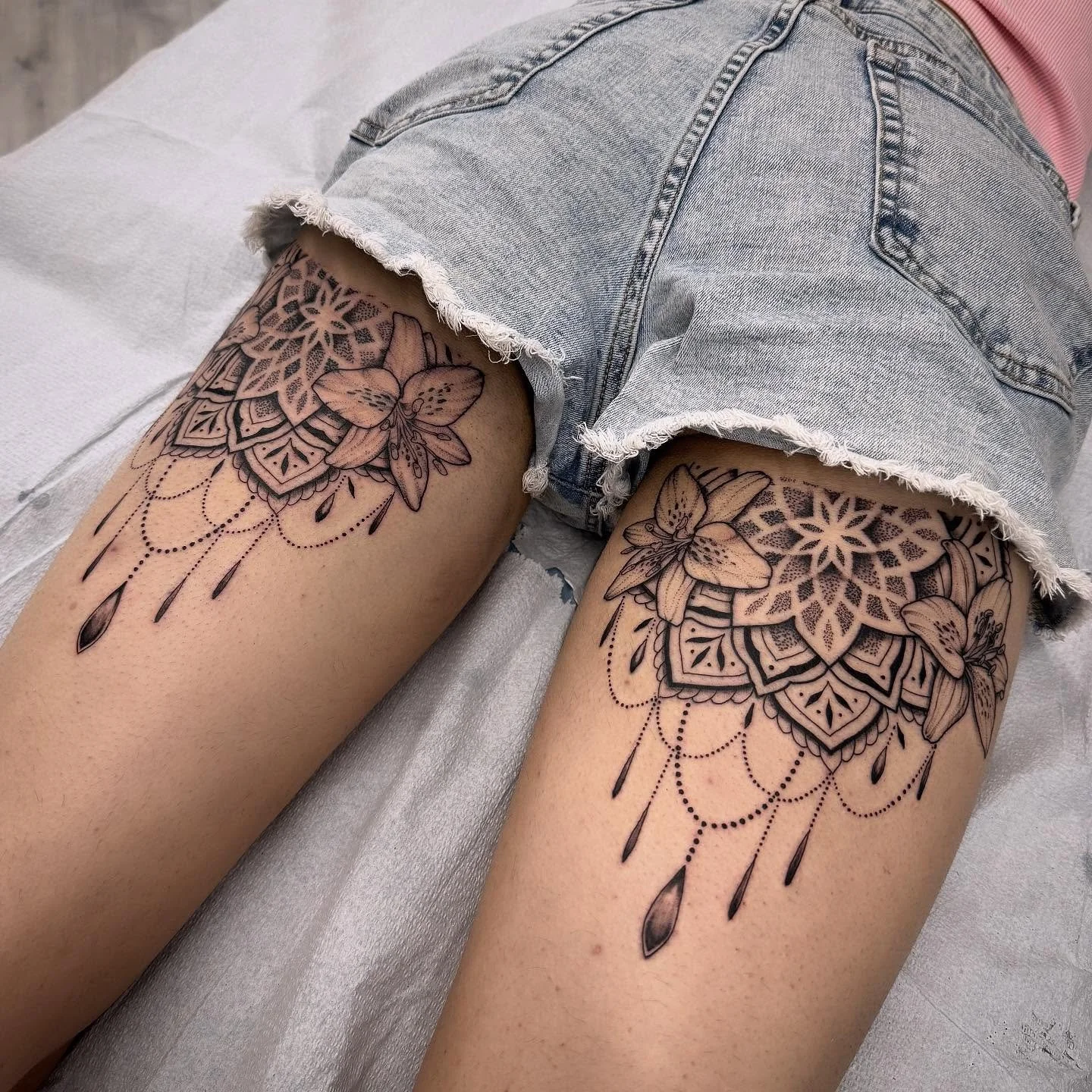 Single session 💪🏼 Thanks Aria! By @kristinlowerytattoos 
.
.
.
#hawaiitattoo #hilotattoo #hilotattooartist #bigislandtattoo #bigisland