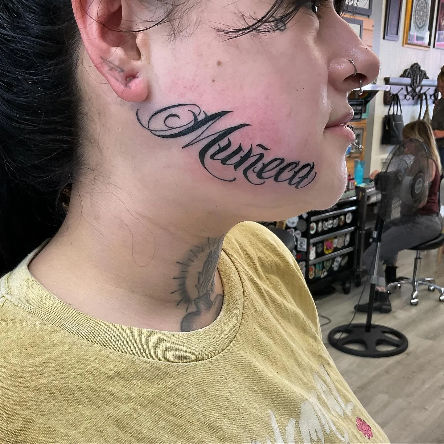 Hand-drawn script by @dug_mendoza 🤩 
.
.
.
#hawaiitattoo #script #scripttattoo #hilotattoo #hilotattooartist #bigisland #bigislandtattoo #southseastattoohilo