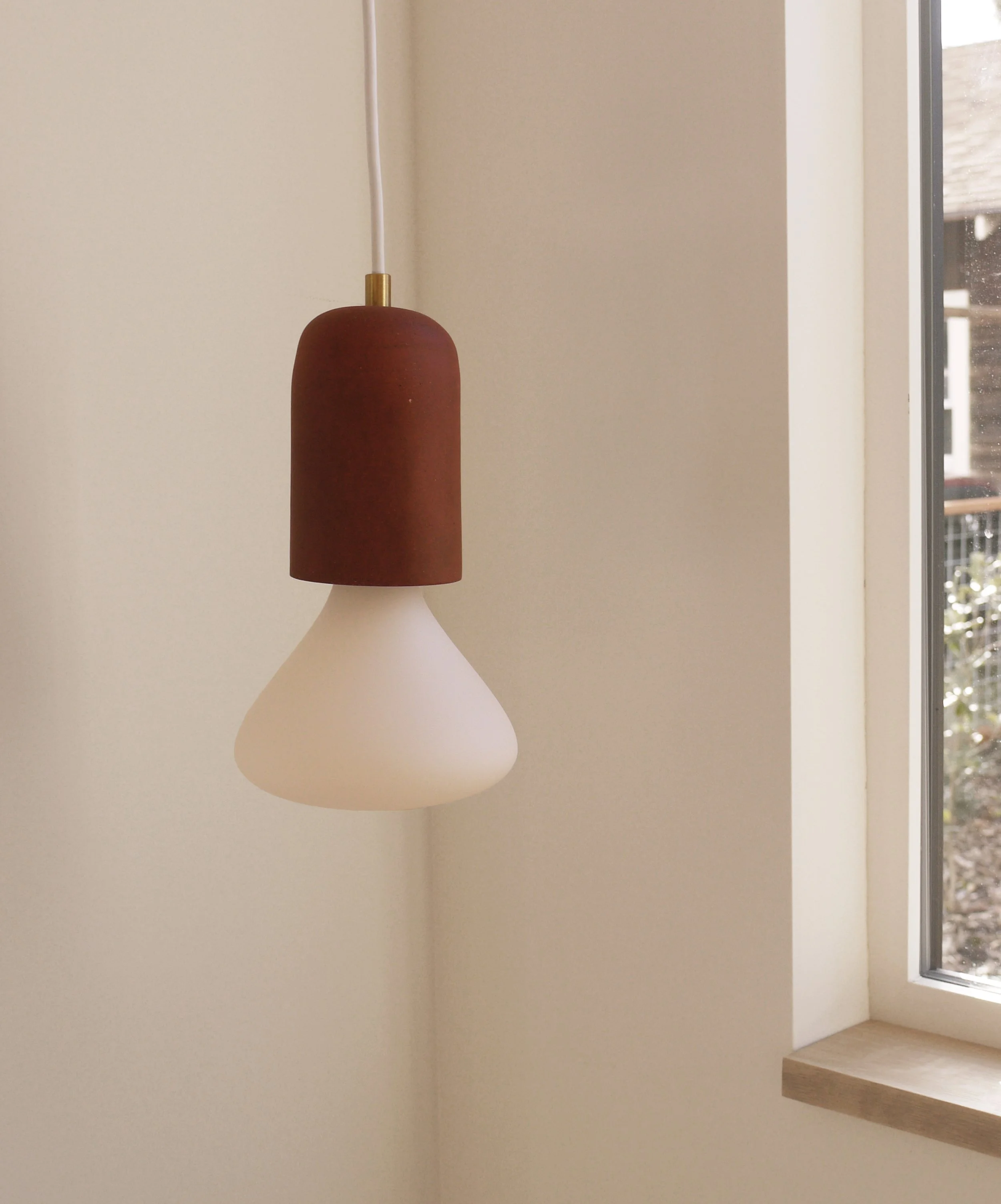 handb-pendant-rust-cone2.jpg