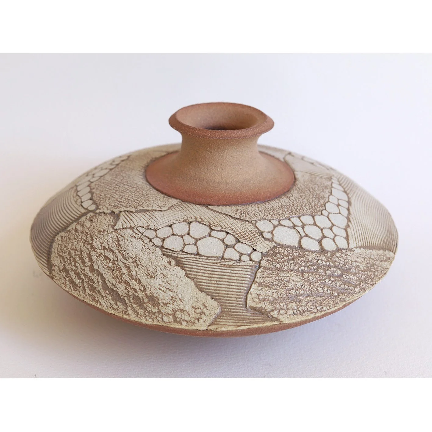 Rachel Lucas, Australian ceramic artist, The Corner Store Gallery _3627sq.jpg