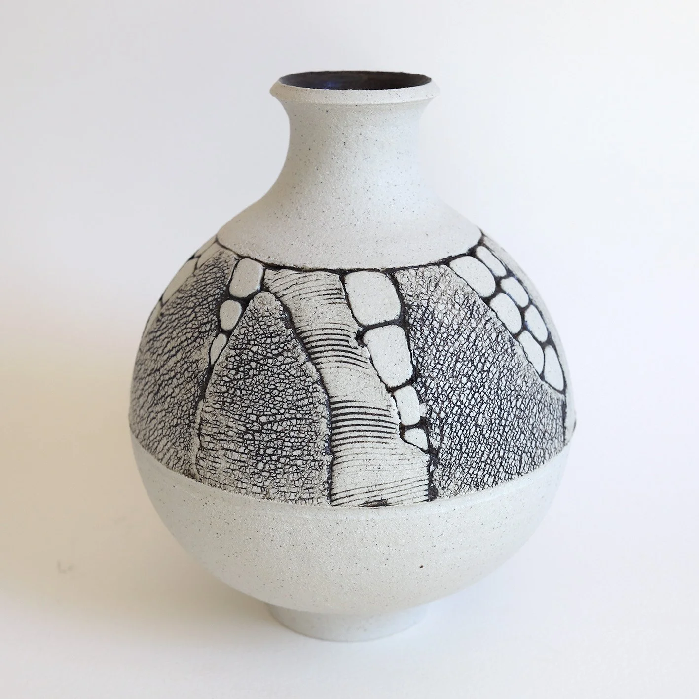 Rachel Lucas, Australian ceramic artist, The Corner Store Gallery _3637.JPG