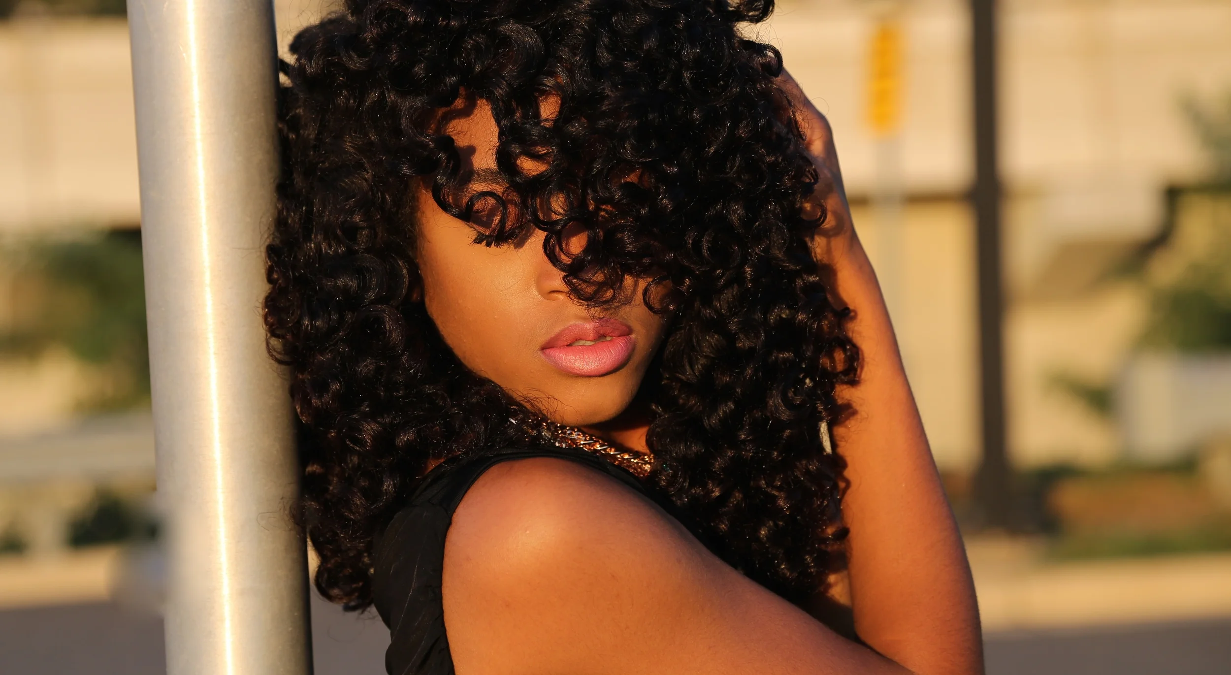 Long/Medium Length Defined Curly/Wavy Set