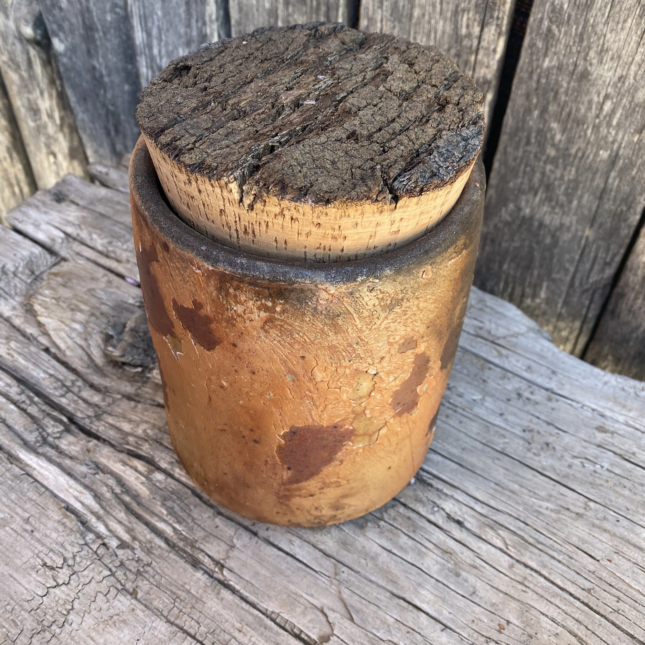 Wide Lidded Cylinder Vase 2.JPG