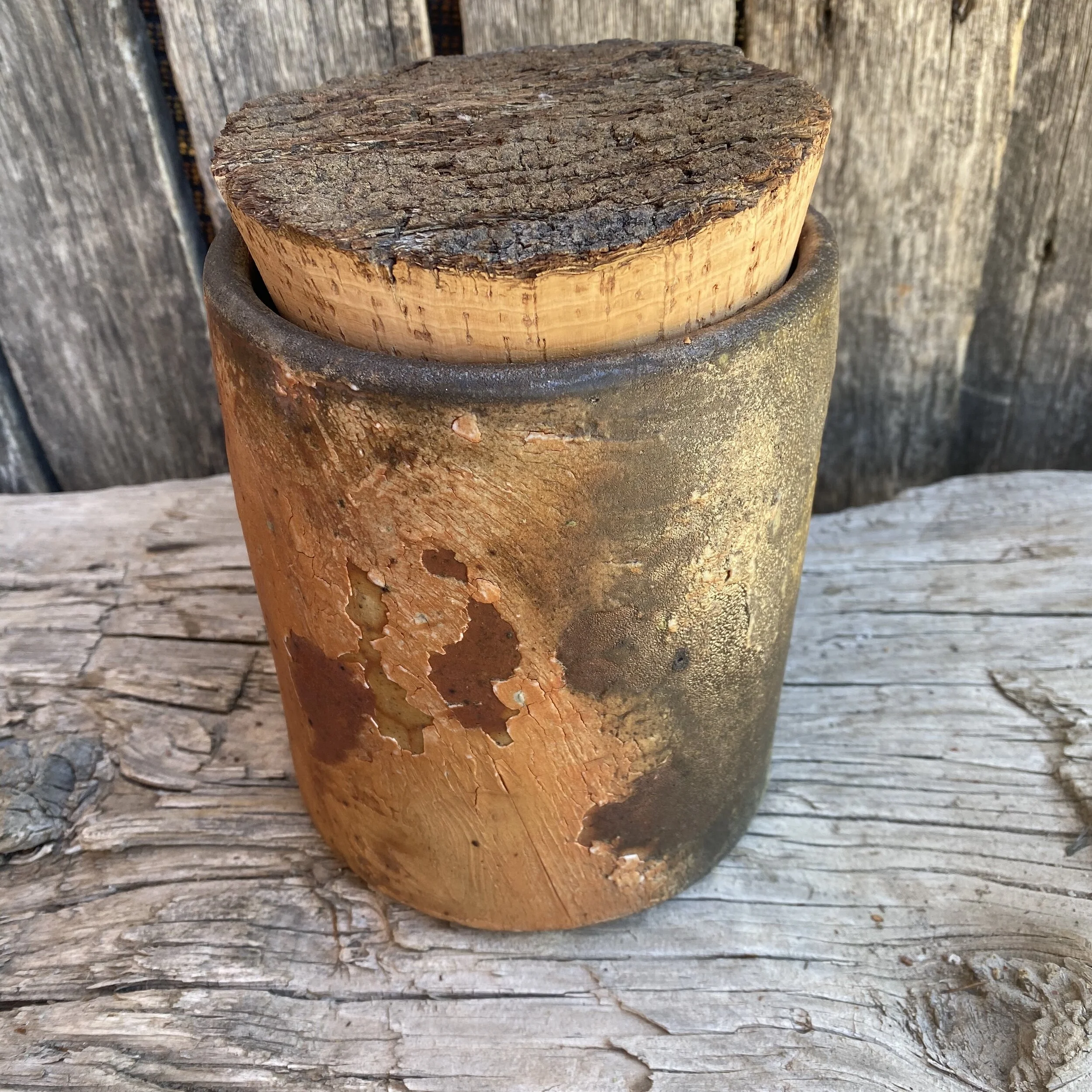 Wide Lidded Cylinder Vase 4.JPG