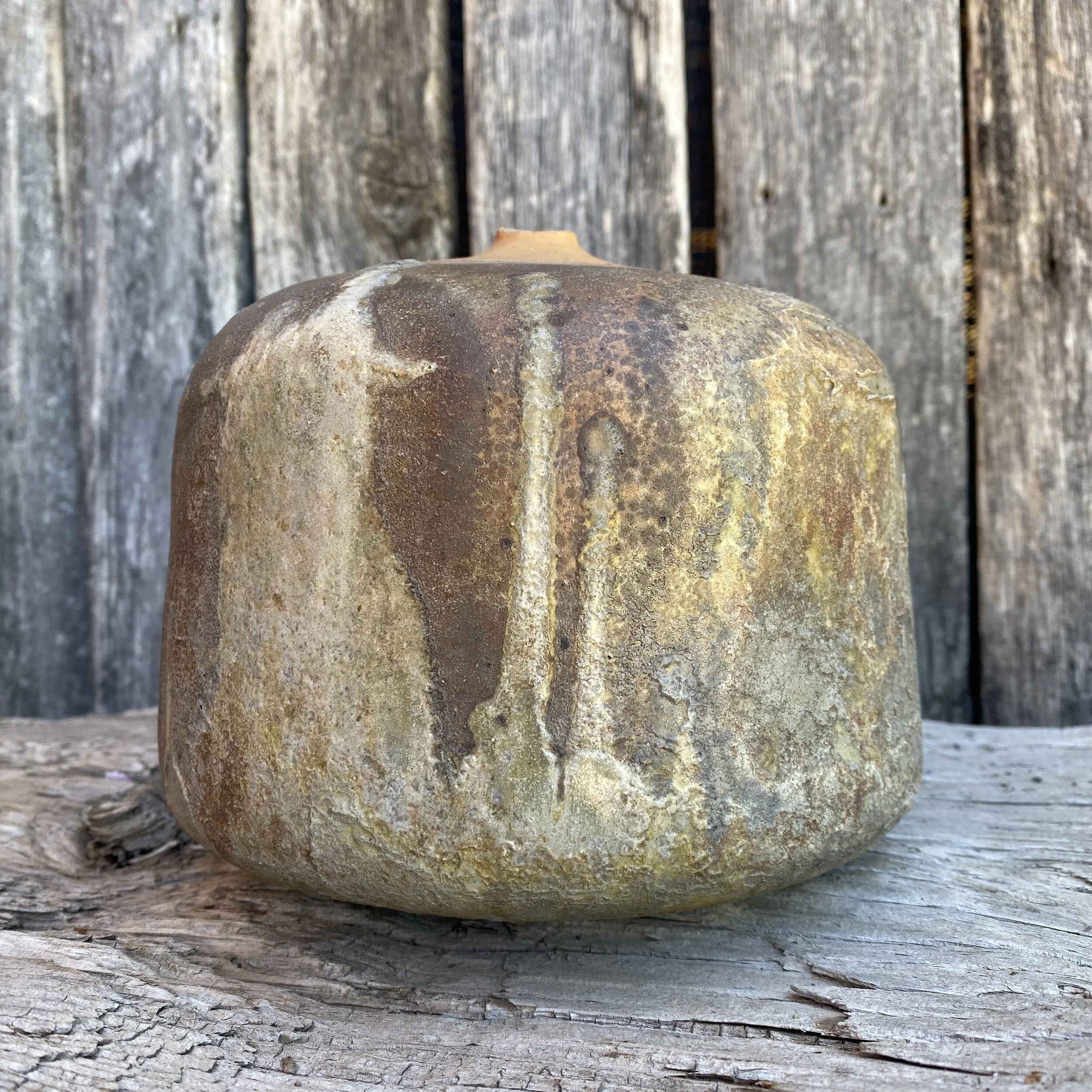 Flat Top Rounded Bud Vase 3.JPG