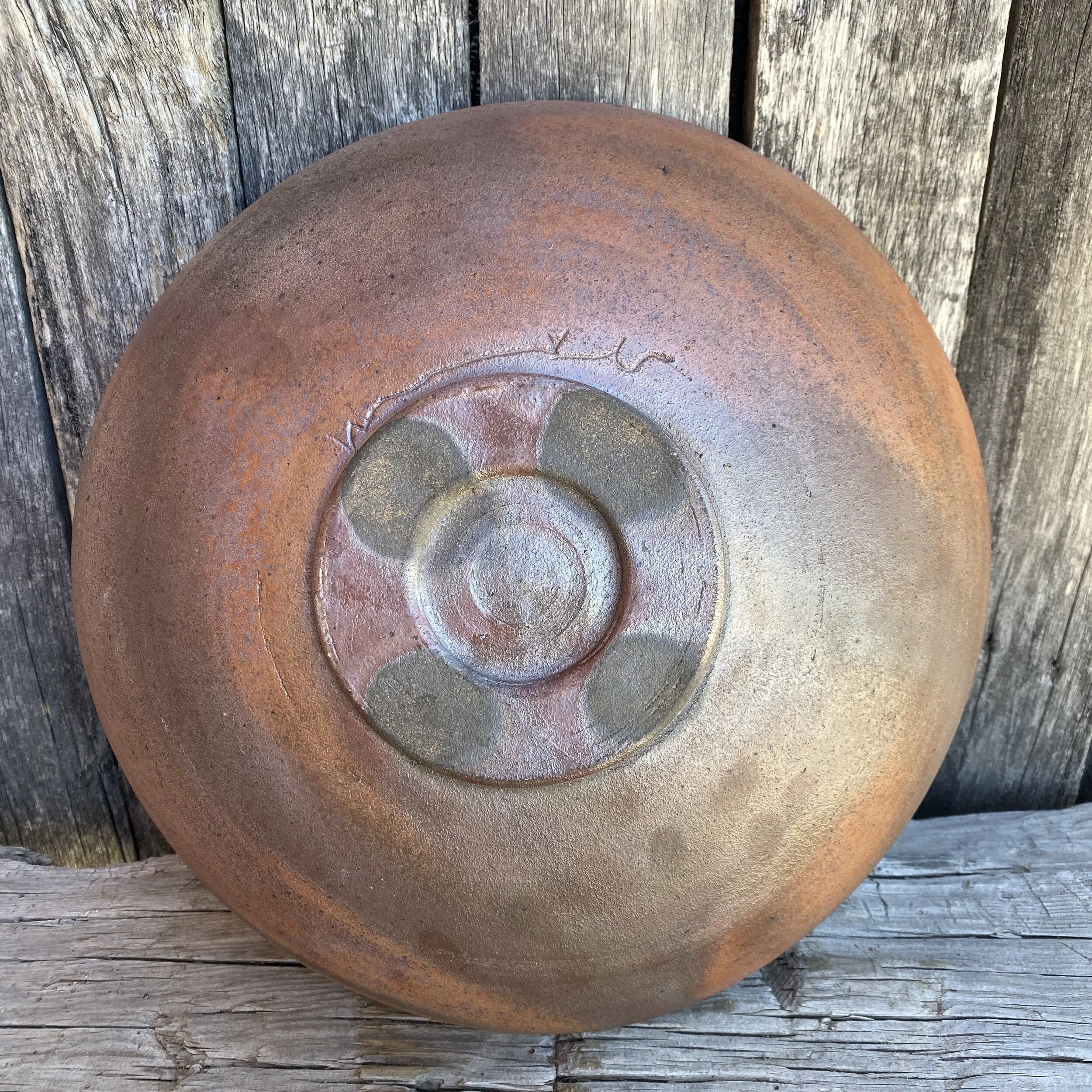 Large Serving Bowl 4.JPG