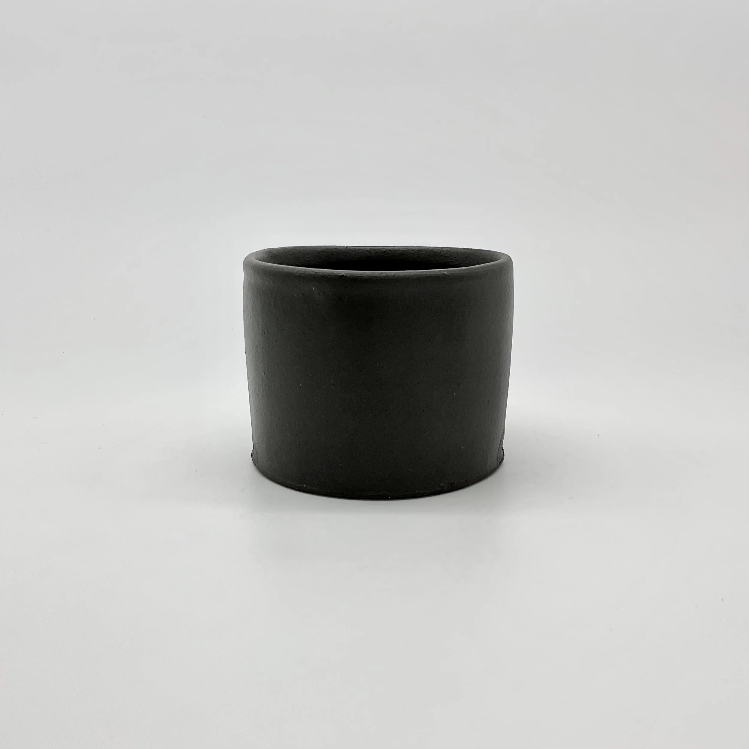 sol cylinder black 1.jpeg