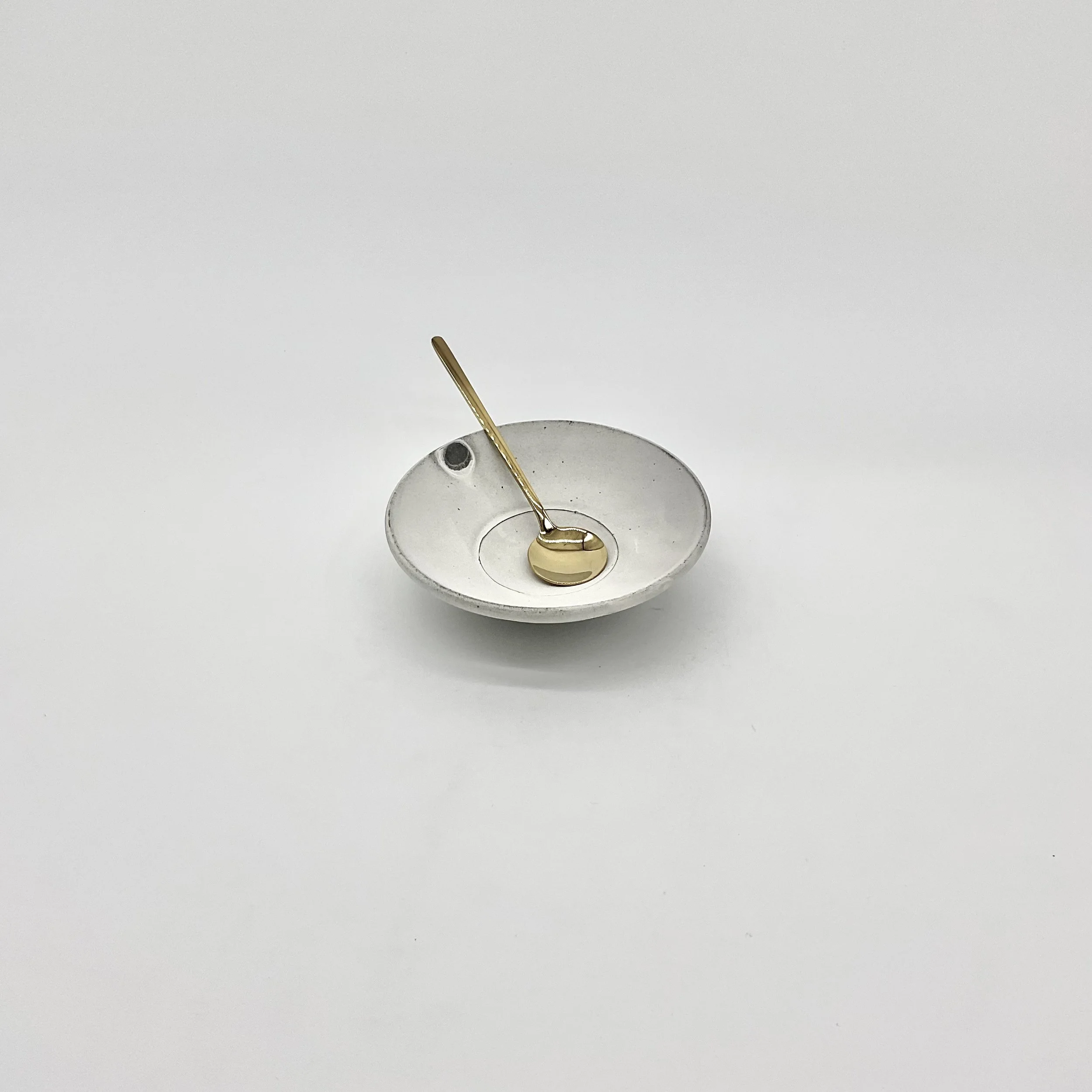 salt cellar white 2.jpeg