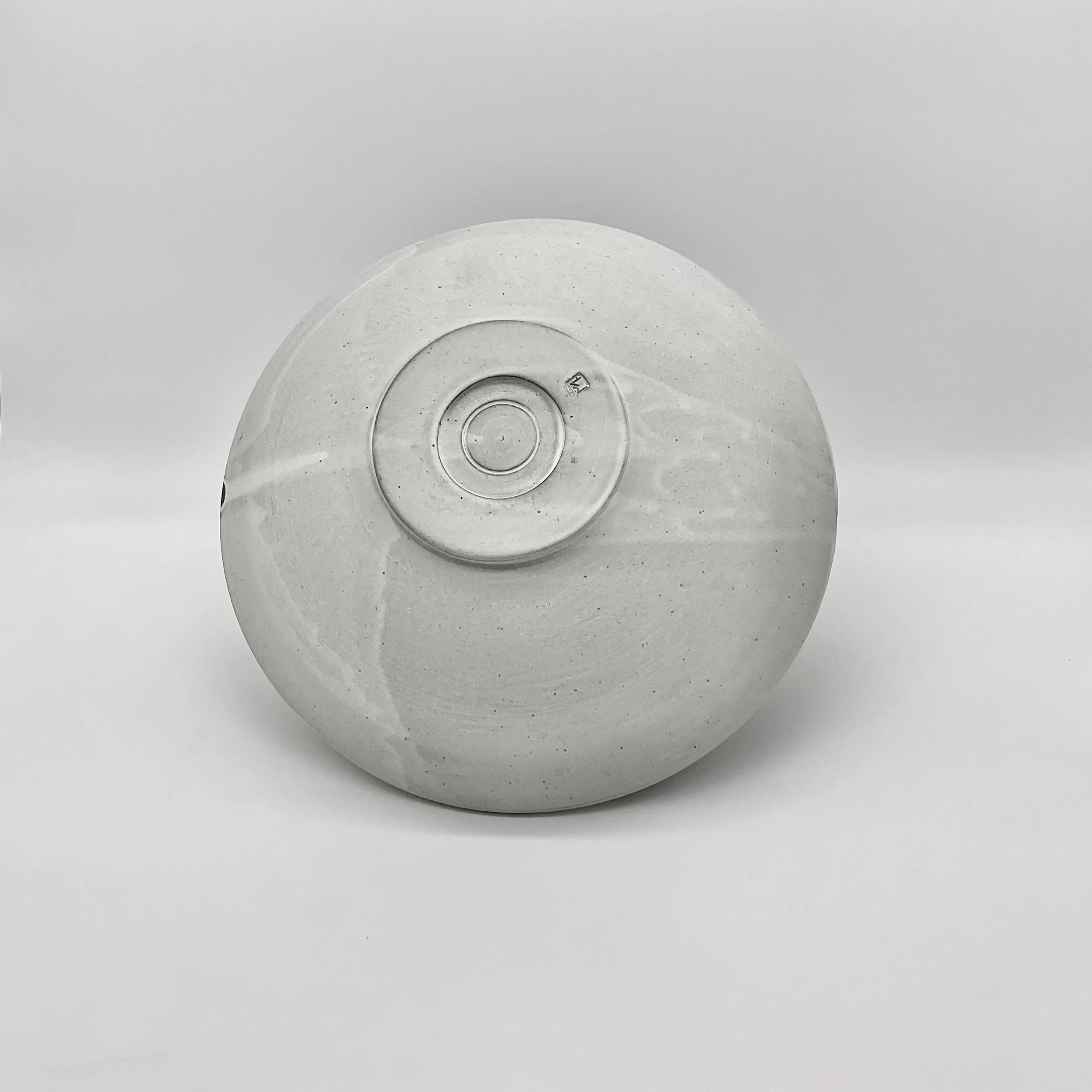 dolina serving bowl white 2.jpeg