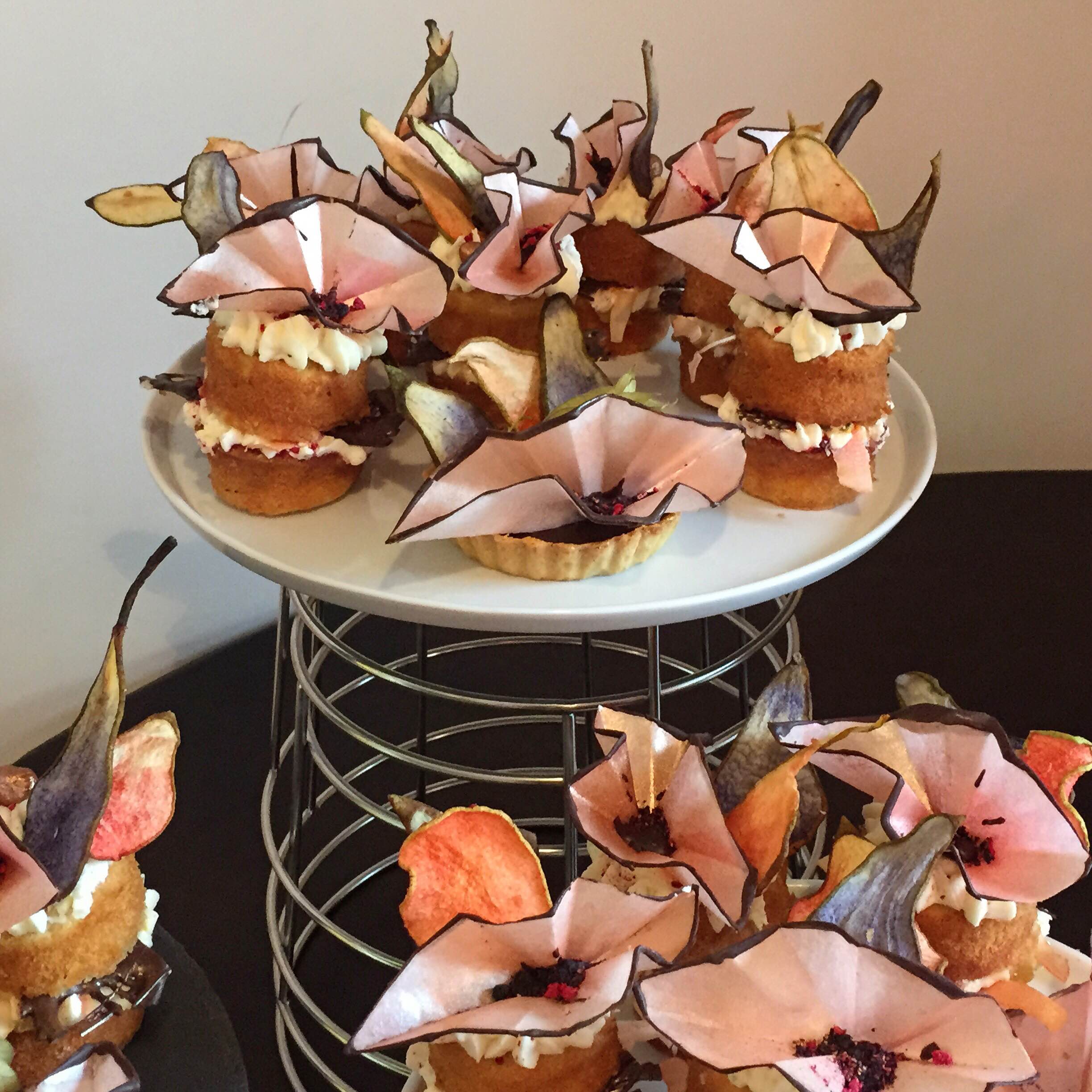 Individual wedding cakes and tarts