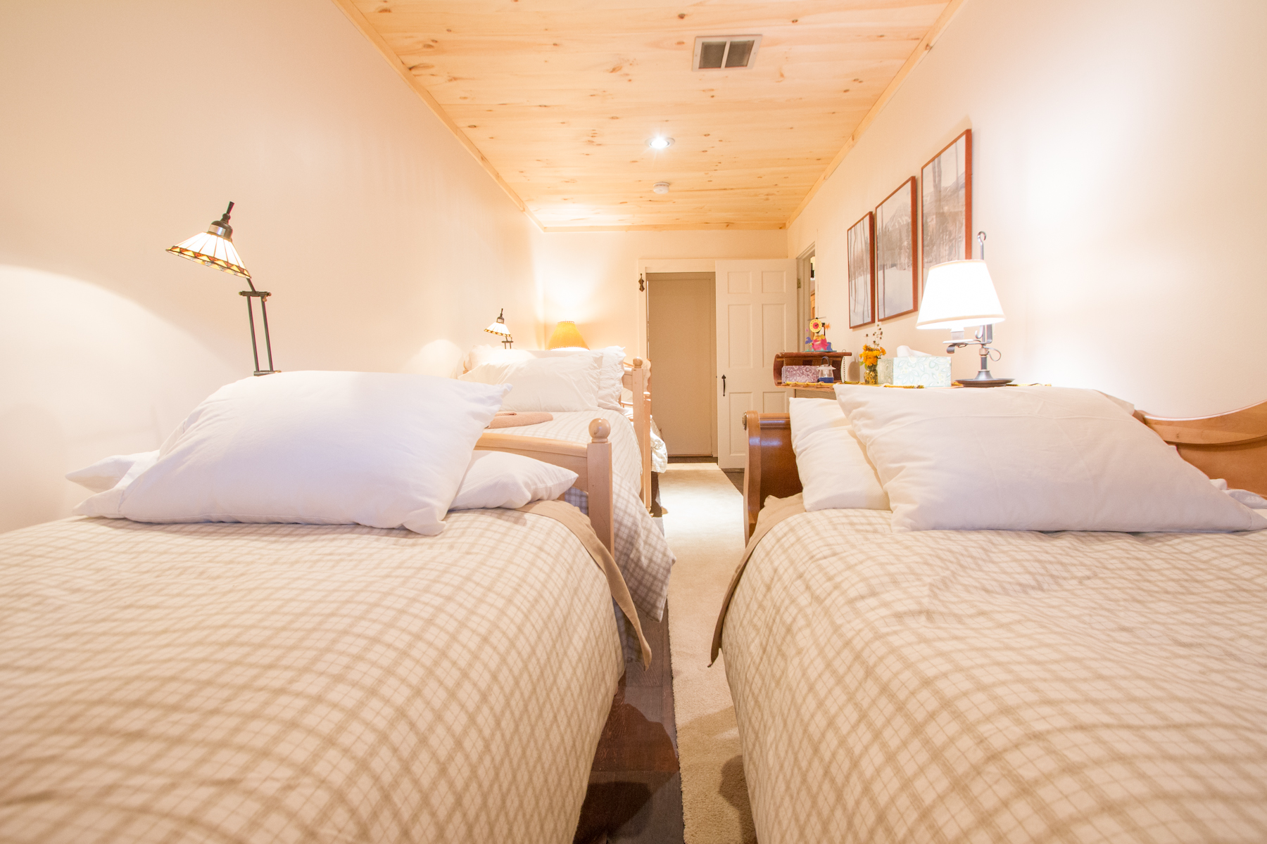 Warrior III Room (Book Private or Share) - 4 Twin Bed