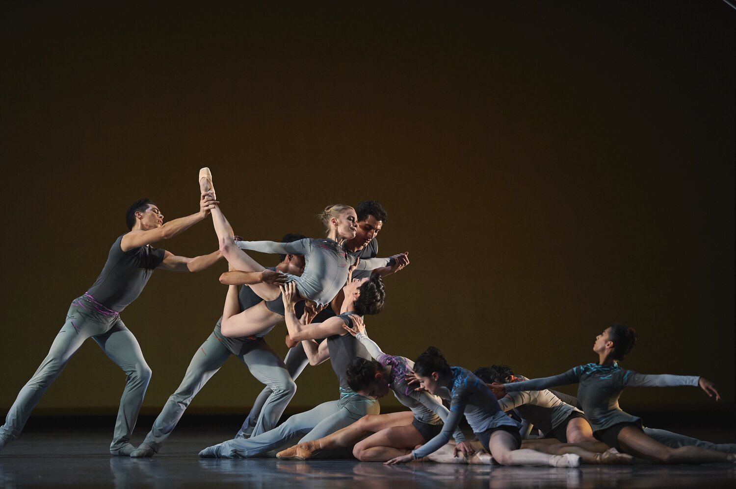 "Ghost in the Machine" by Myles Thatcher for San Francisco Ballet. Photo: Erik Tomasson