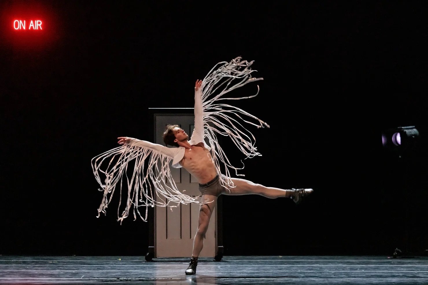 Jace Pauly of Smuin Ballet in Annabelle Lopez Ochoa's “Tupelo Tornado”, May 2024 // © Chris Hardy