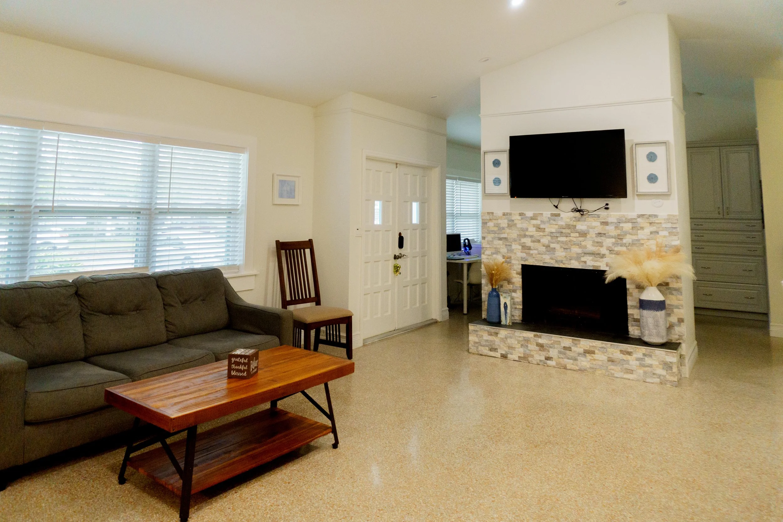 MiracleHouse-44.jpg