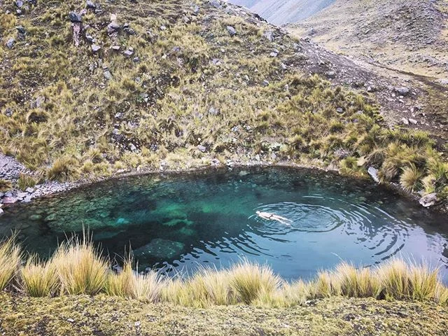 floating in a mountain spring... the world is upside down 📷 @eva_geisler
