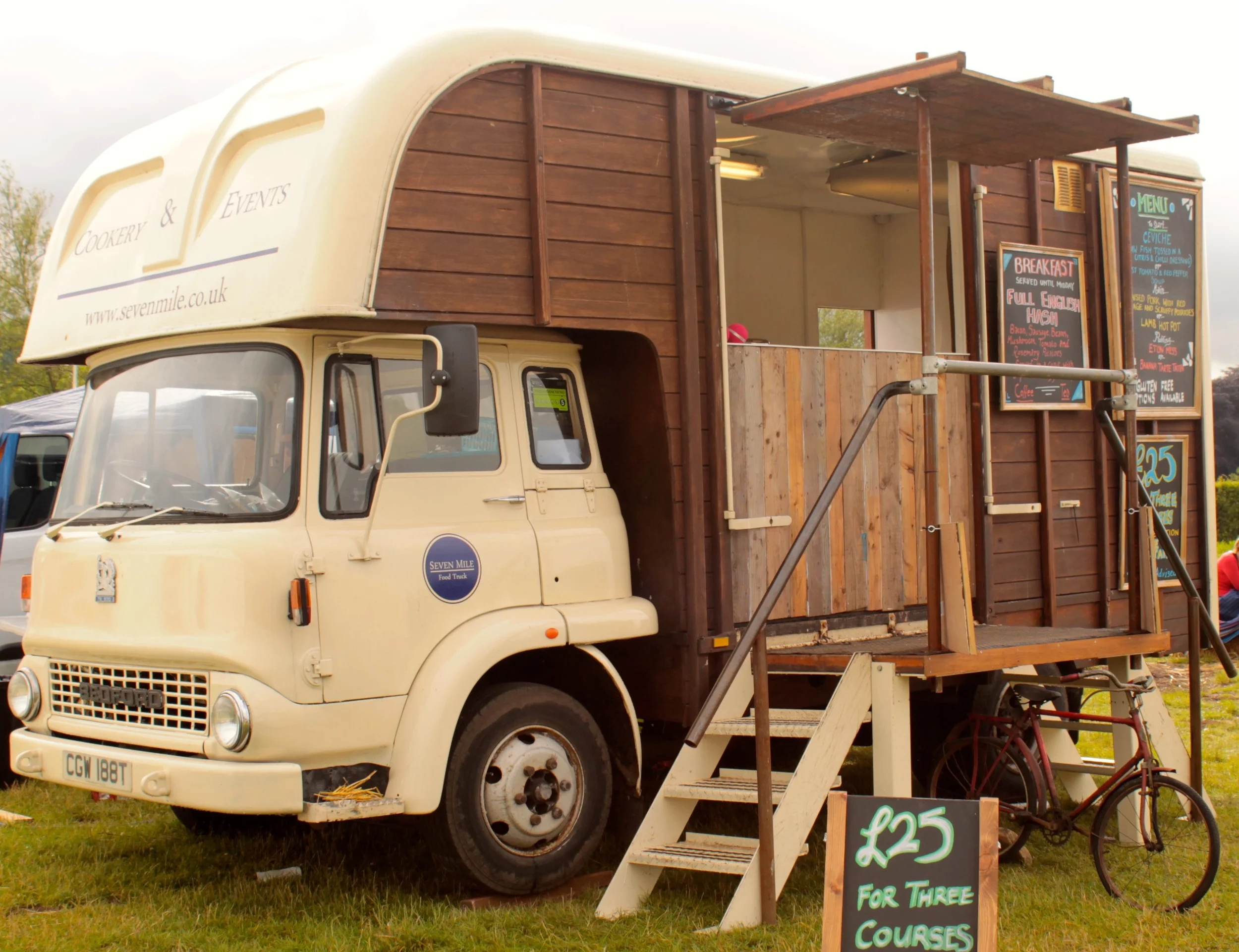 Seven Mile Food Truck.jpg