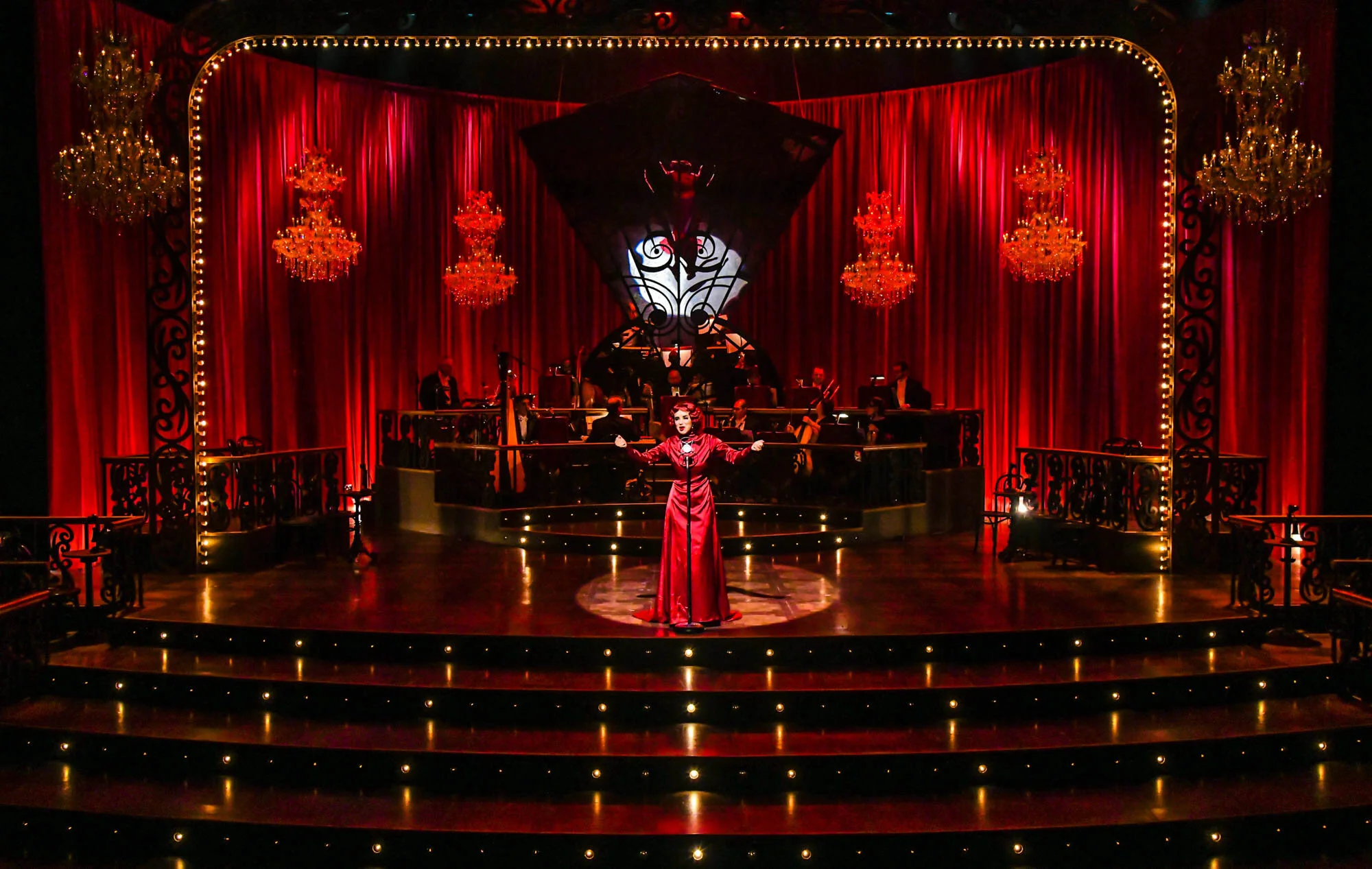 CABARET 