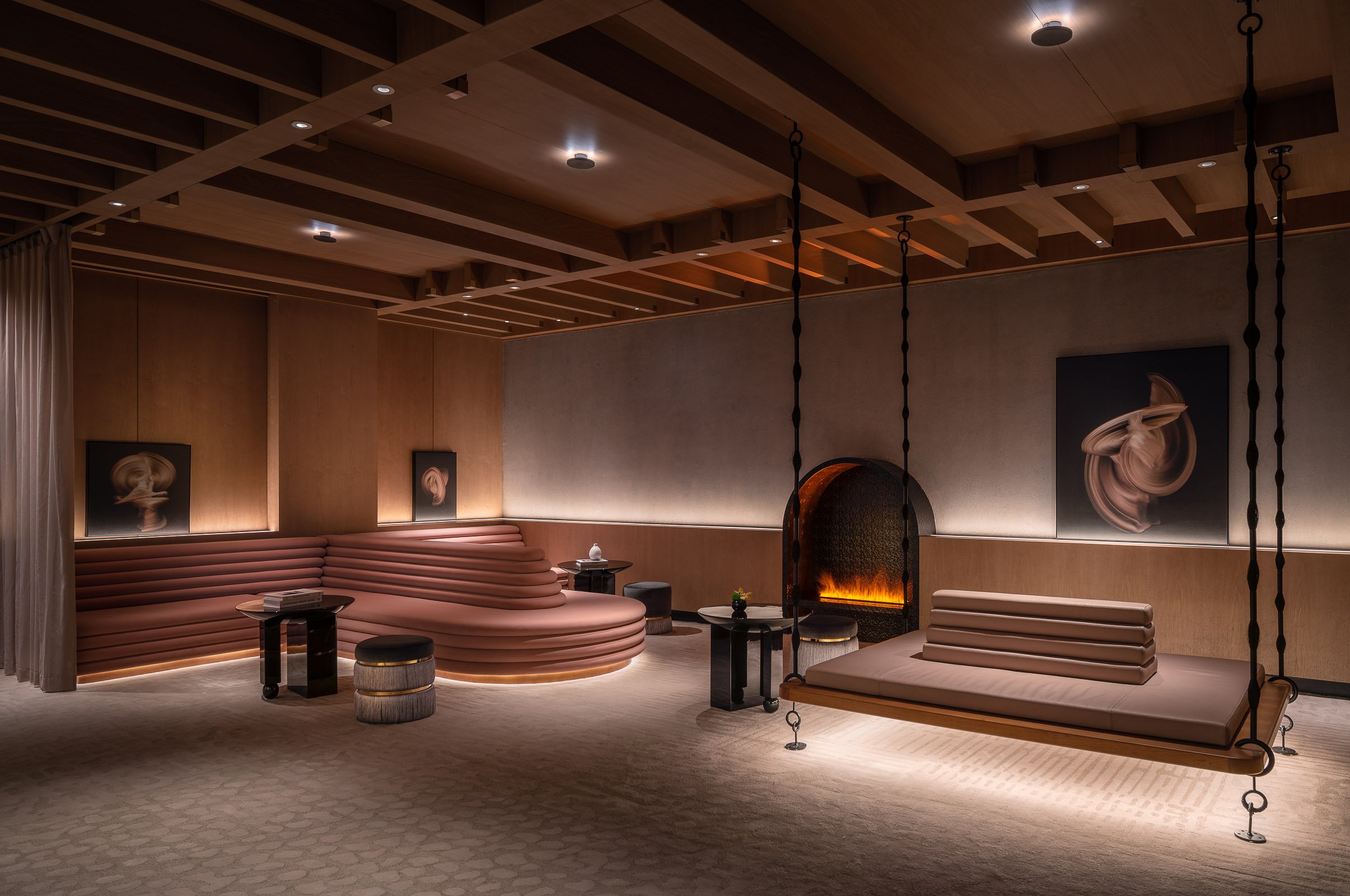 Hotel Indigo Hangzhou Uptown / Studio Carter