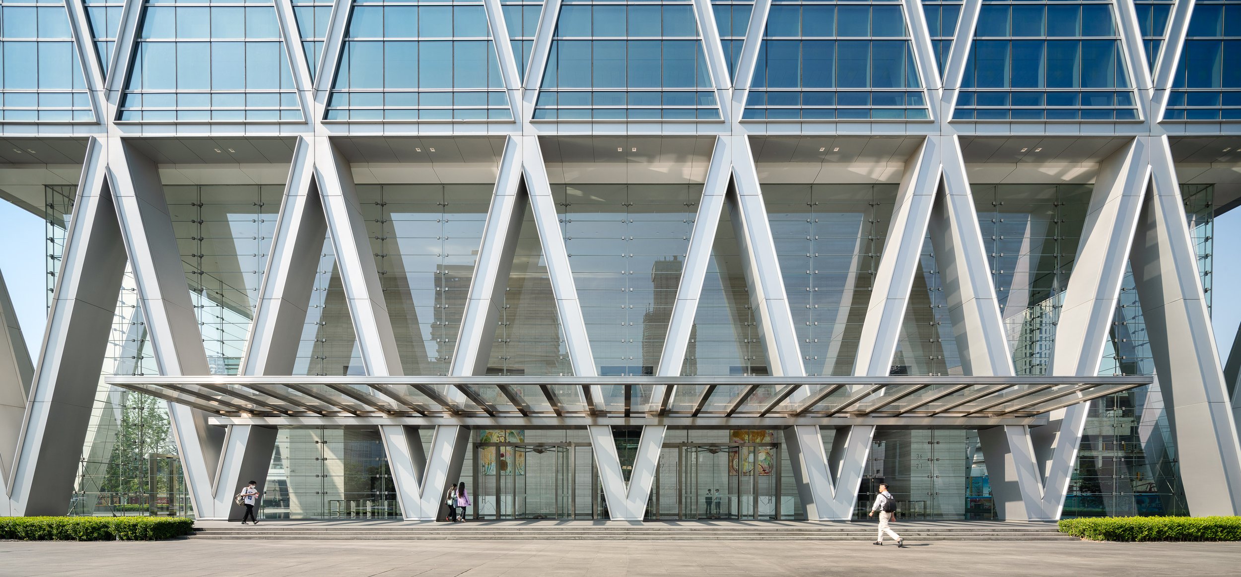 Ningbo Guohua Financial Tower / SOM