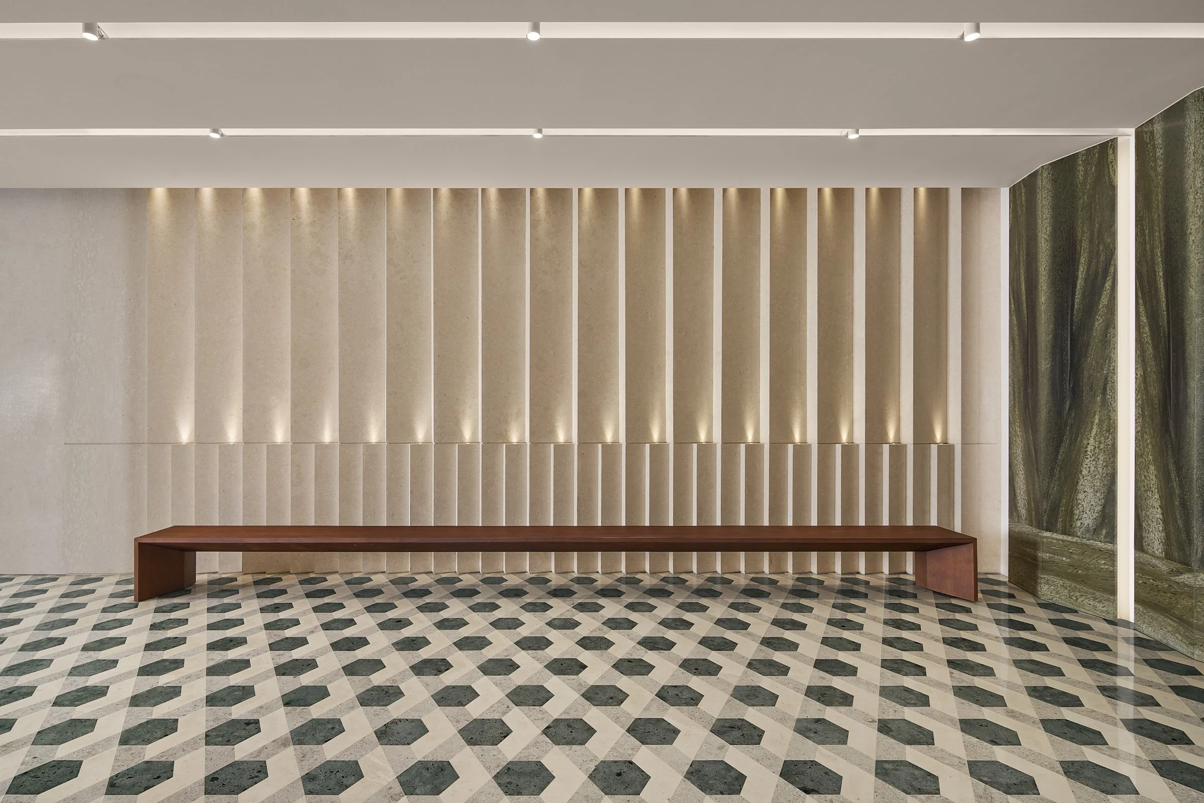 Sanxin Tower Lobby / LYNINC