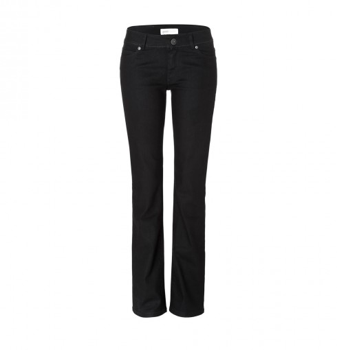 Good Society Women's Bootcut Jeans Black One Wash - 135 euros Good Society does more than just great jeans: they use only GOTS-certified finest quality, organic cotton, whose farming standards are the most environmentally friendly and where attention is paid to both nature and working conditions. When they can, they use recycled materials for accessories, all their materials are vegan and they treat their garments largely without the use of chemicals. These guys care about their social impact and their beautiful jean collection is a standout. These black beauties are perfect for Fall. 