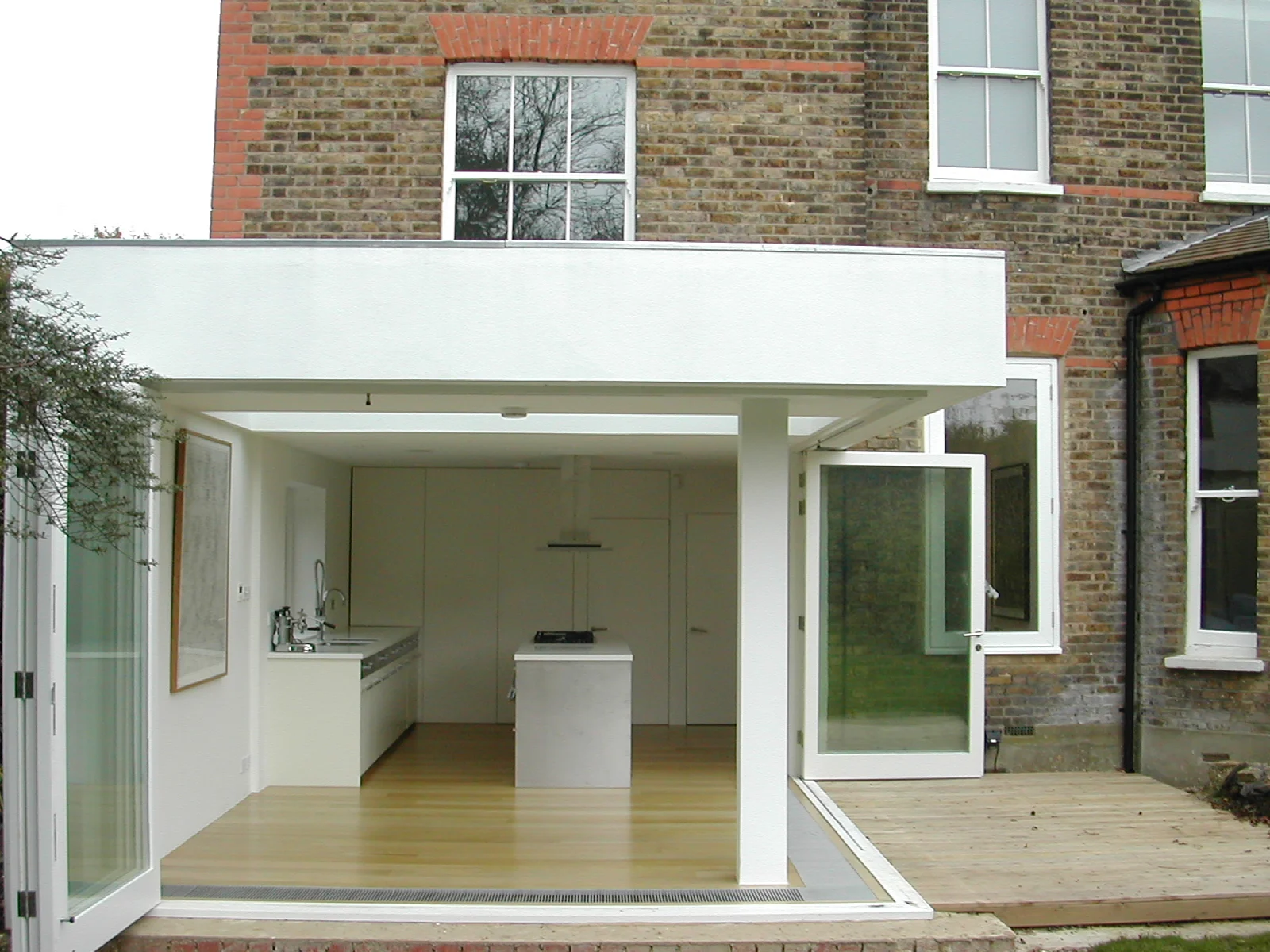   Open End,  &nbsp;Ealing, UK, 2003 