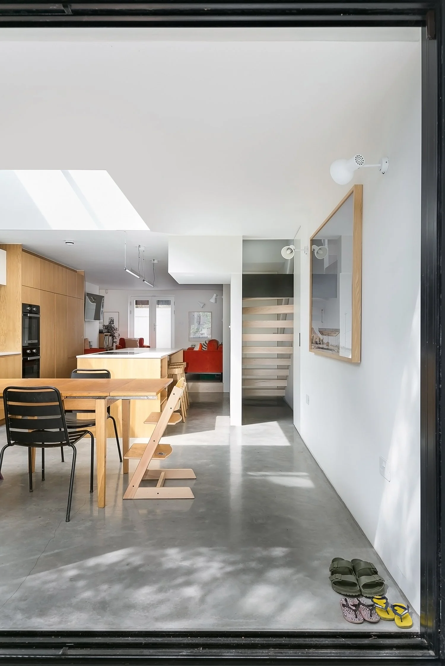 Nord Pavilion 02_William Tozer Associates_openriserstairs-kitchen-polishedconcrete.jpg