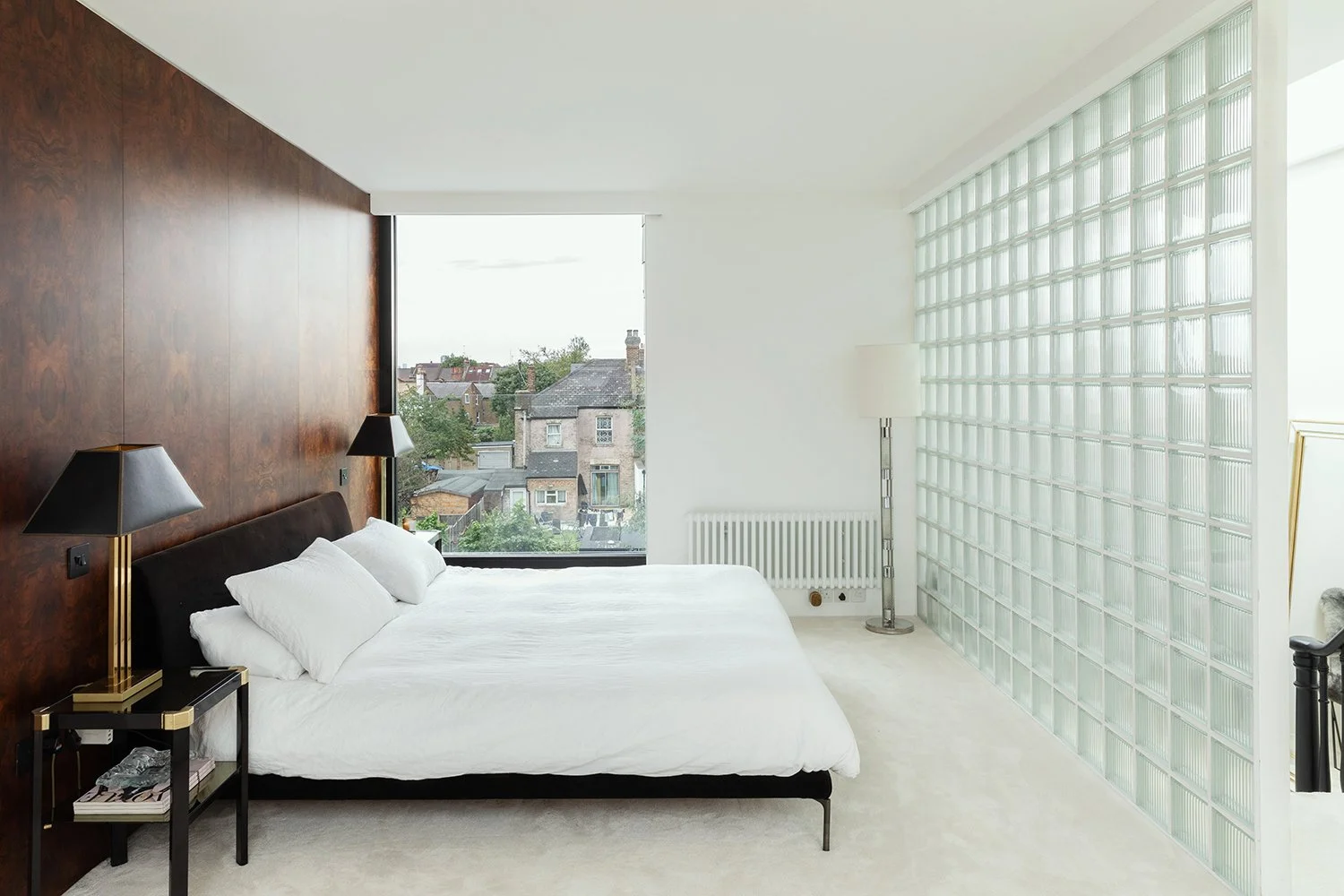 02_London Health House_WTA_LoftBedroom_GlassBlocks.jpg