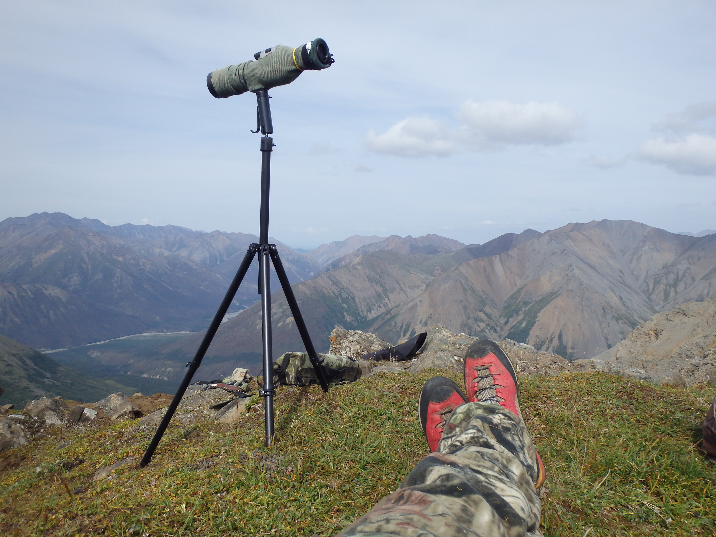 Штатив компании Outdoorsmans, с пистолетной головкой