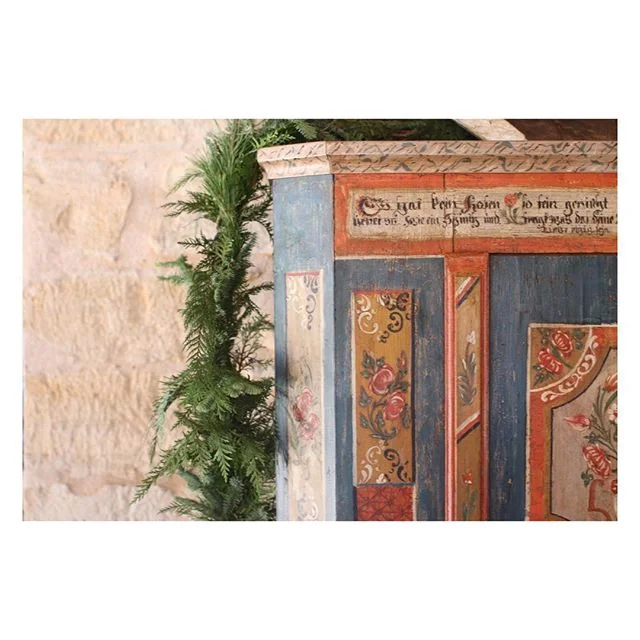 Can&rsquo;t get enough of fresh garland...Friendly Natives has some this year that you can purchase by the foot!