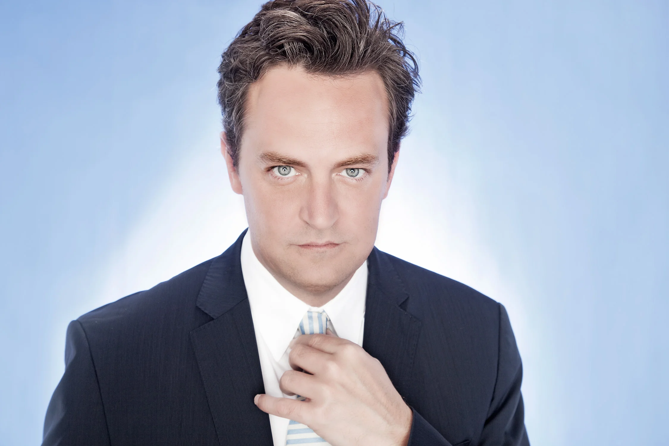 0028_matthew_perry_tie_scan.jpg