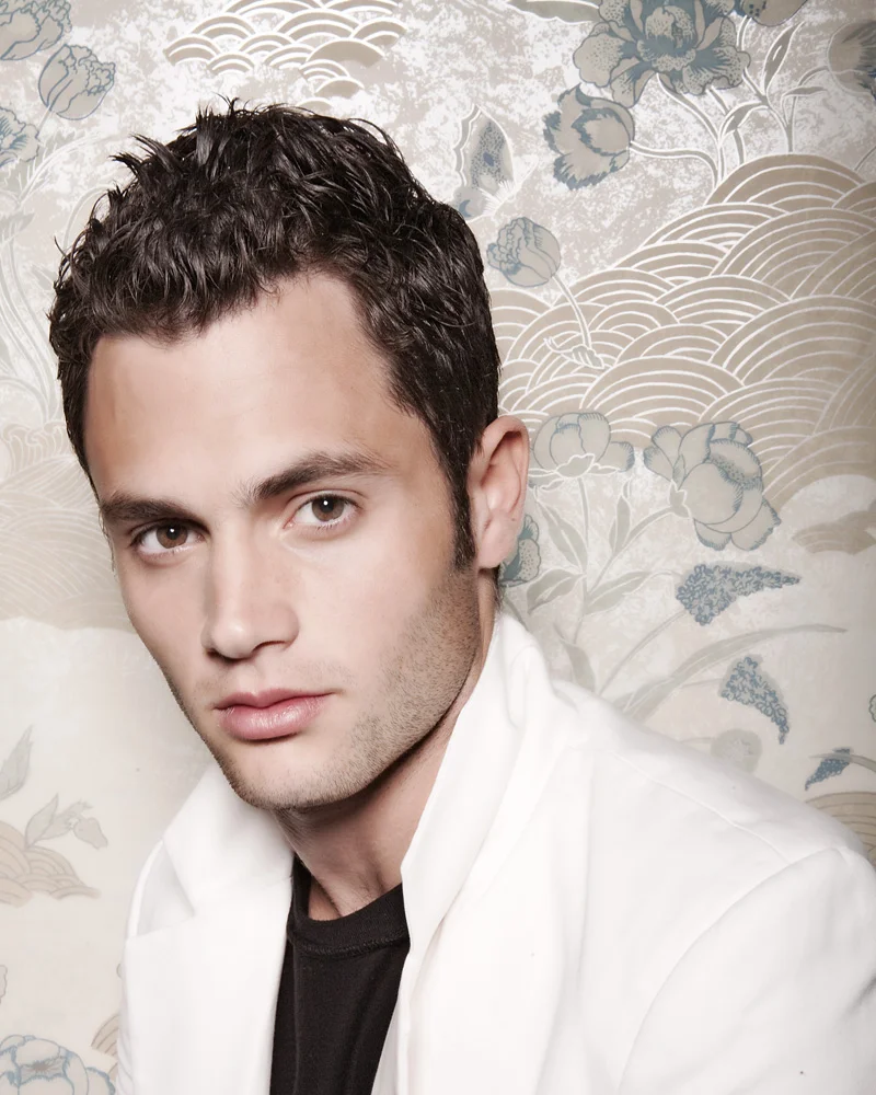 0121_penn_badgley.jpg