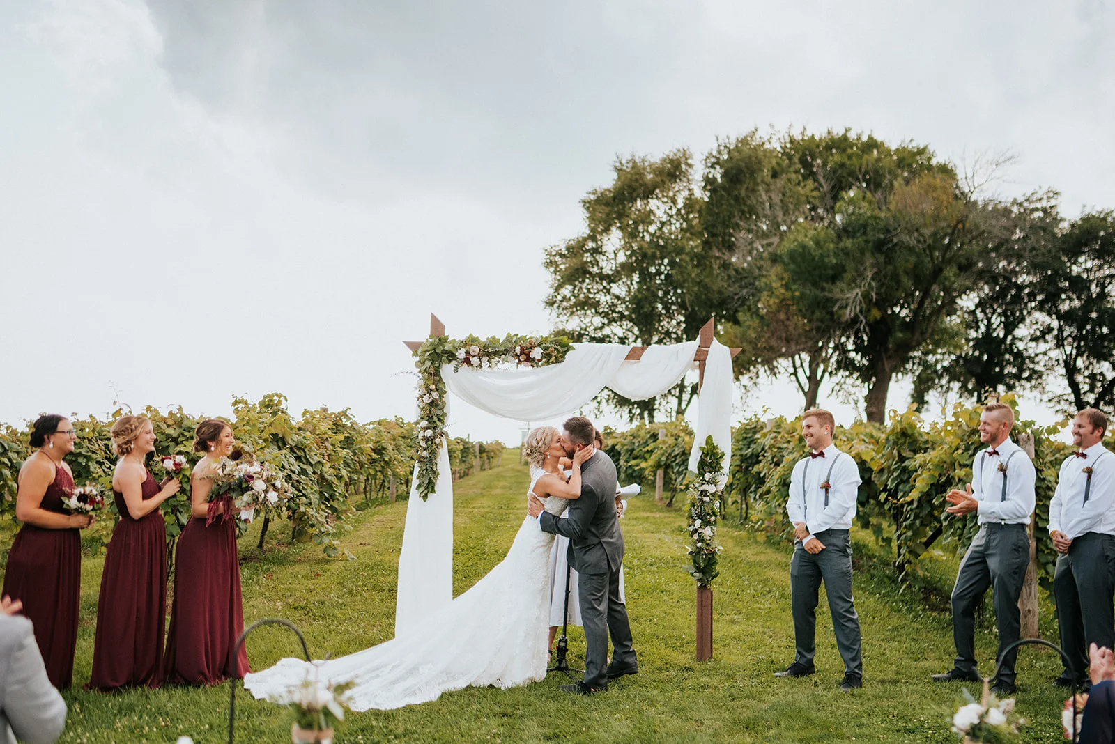 overthevineswisconsinwedding_0682.jpg