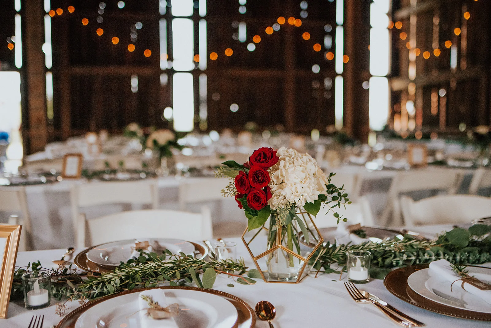 overthevineswisconsinwedding_1083.jpg