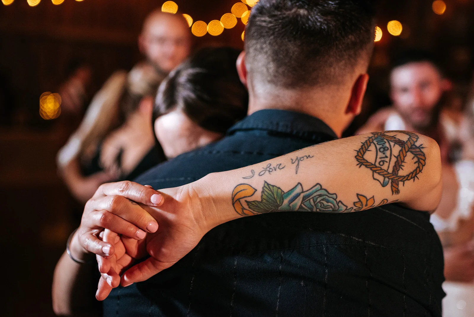 overthevineswisconsinwedding_1577.jpg