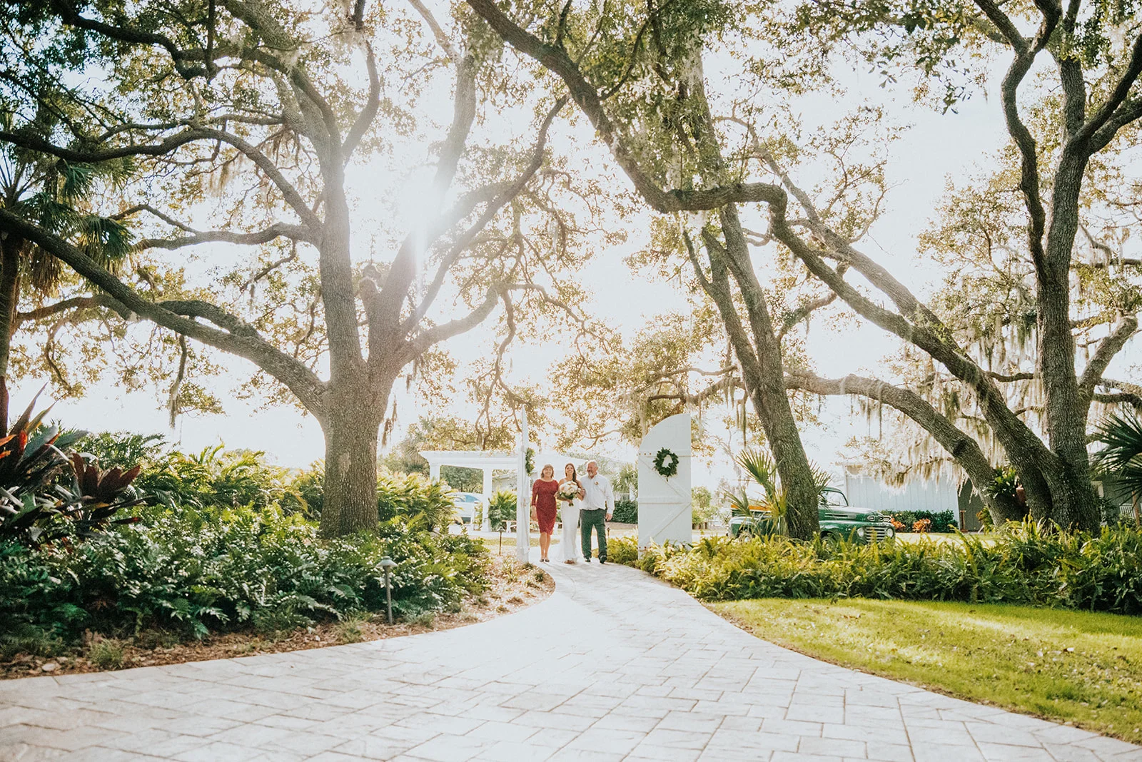 upthecreekfarmspalmbayfloridawedding_0299.jpg