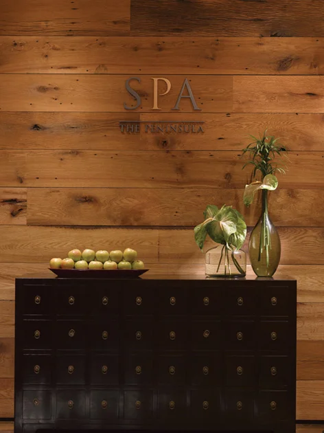 Detail of reclaimed oak paneling in a Chicago spa. F6